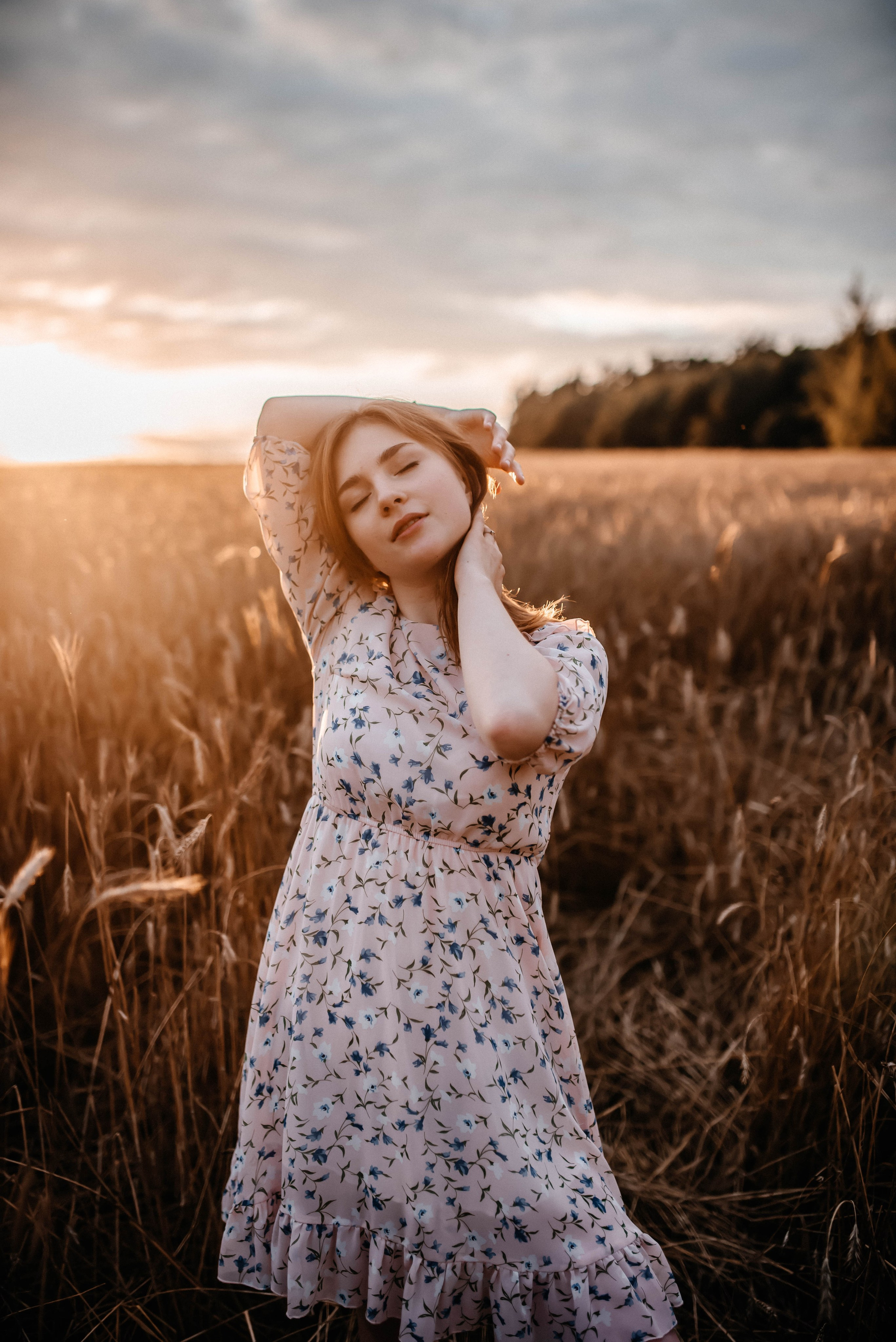 Маша, лето, закат. Главная