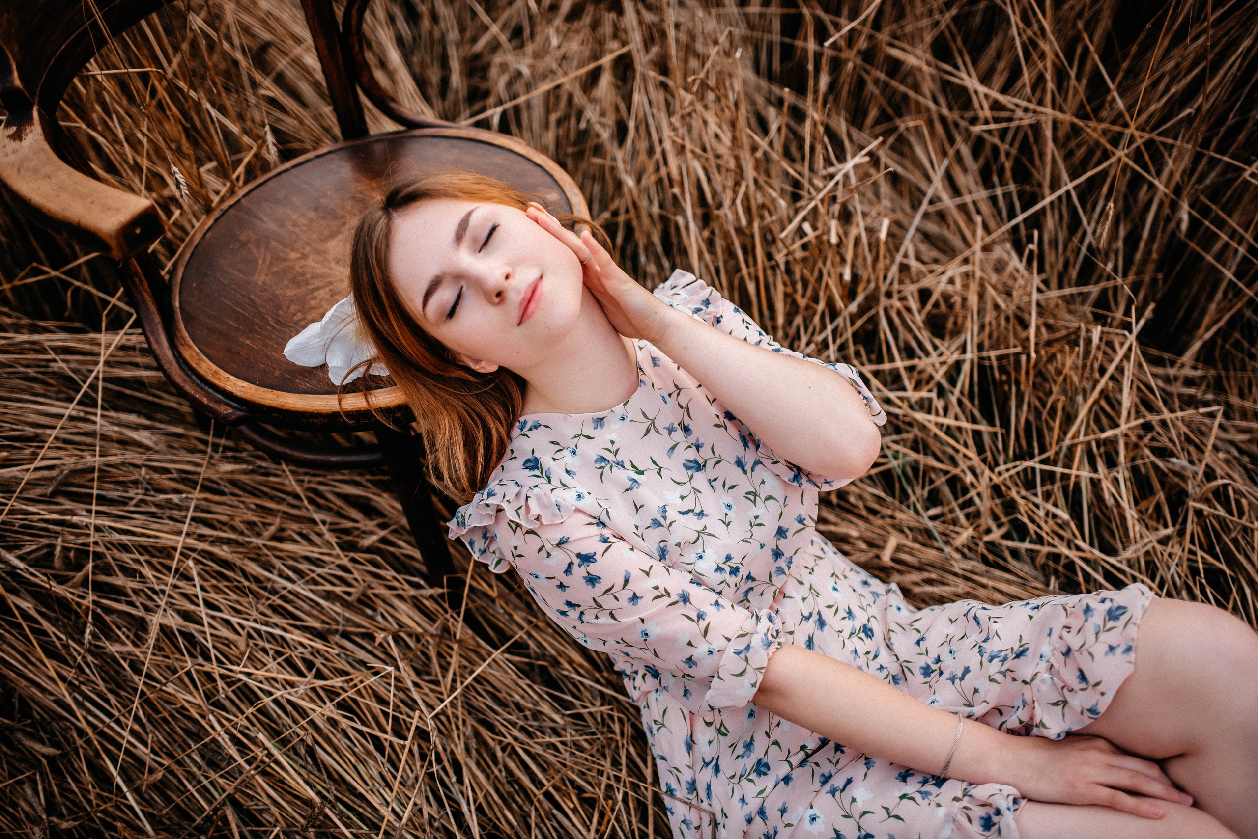 Маша, лето, закат. Главная