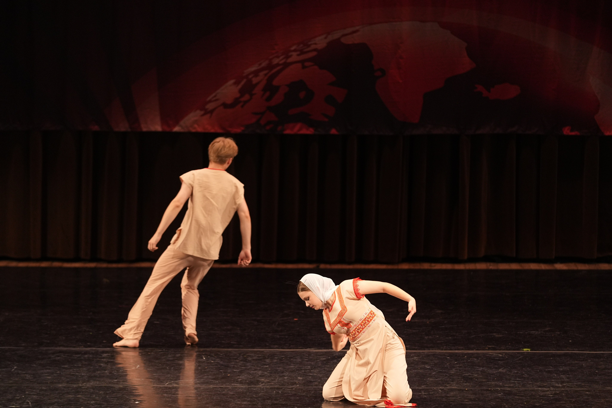 7 декабря, блок 2, г. Москва. Золотое яблочко