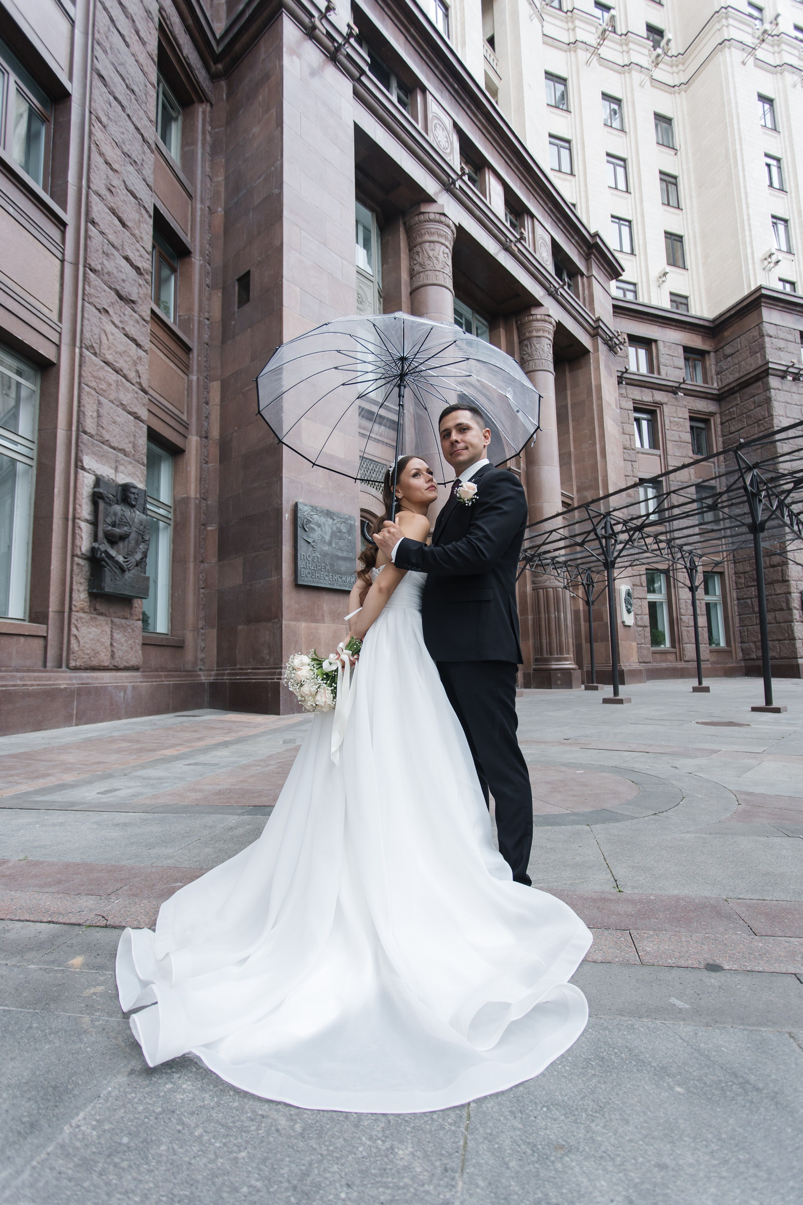 Свадебная фотосессия Высотка на Кательнической набережной