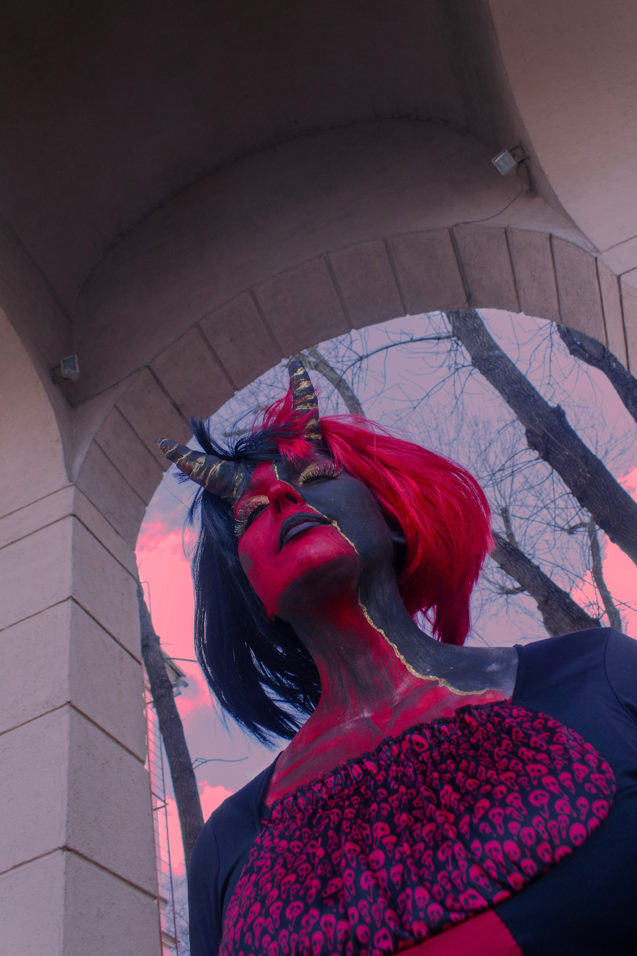 Оборотная сторона хрупкой женской силы