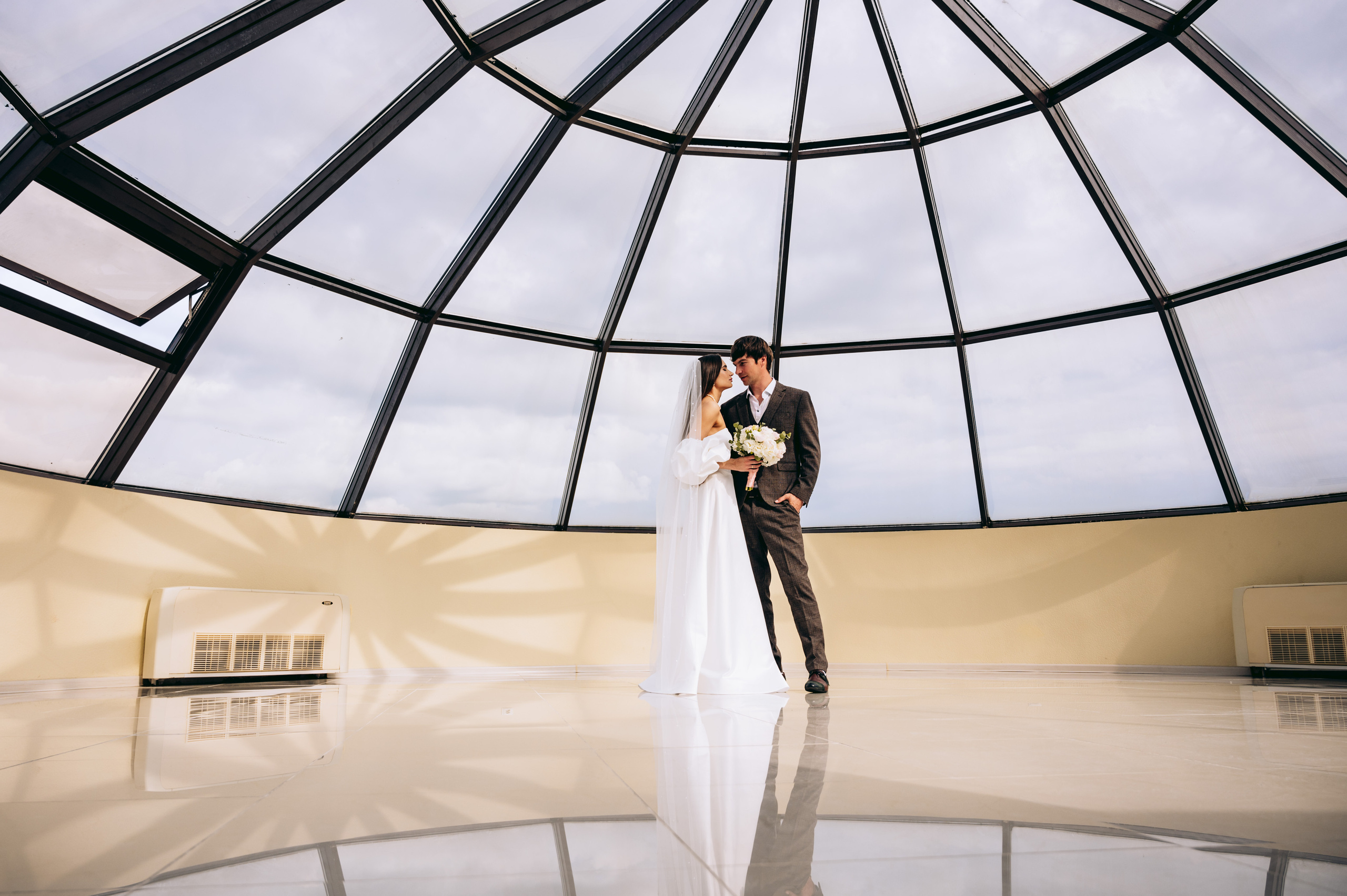 Свадьба в отеле Royal Hotel Riz. Свадебный фотограф и видеограф в городе Армавир Katerina Arts