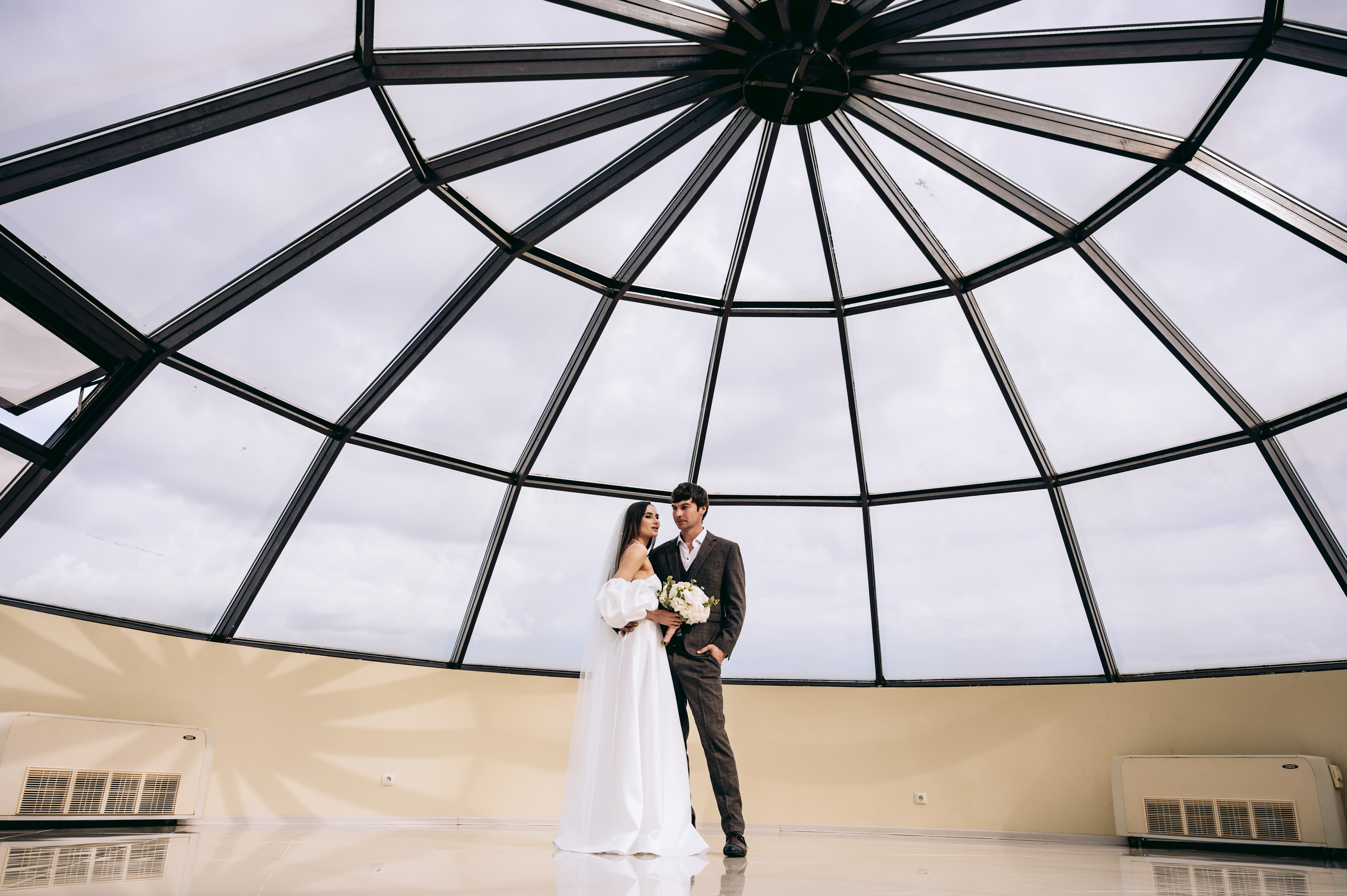 Свадьба в отеле Royal Hotel Riz. Свадебный фотограф и видеограф в городе Армавир Katerina Arts