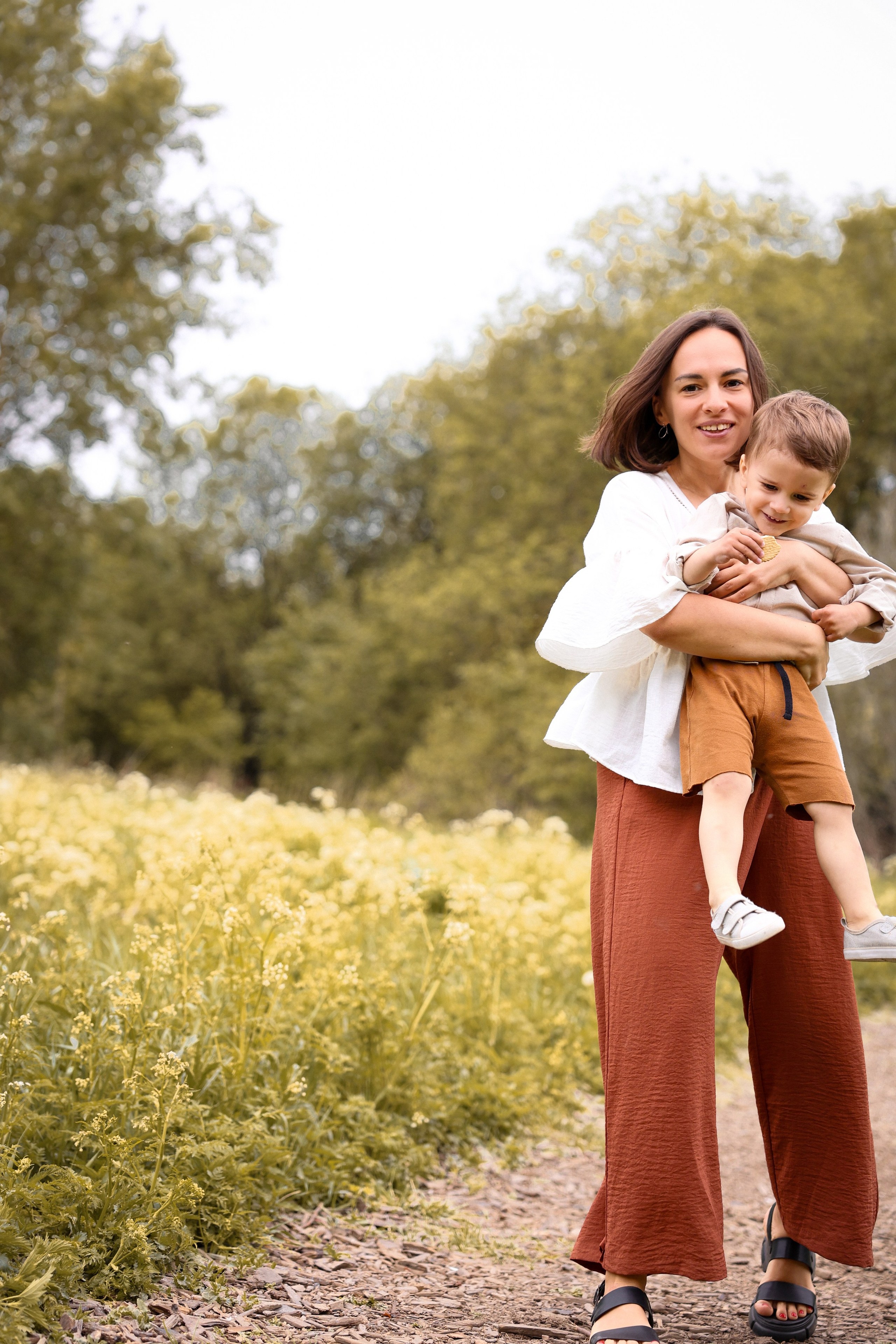 Прогулка в парке. Катя и Платон. Ваш семейный newborn и lifestyle фотограф в СПБ Наталья Журавлева