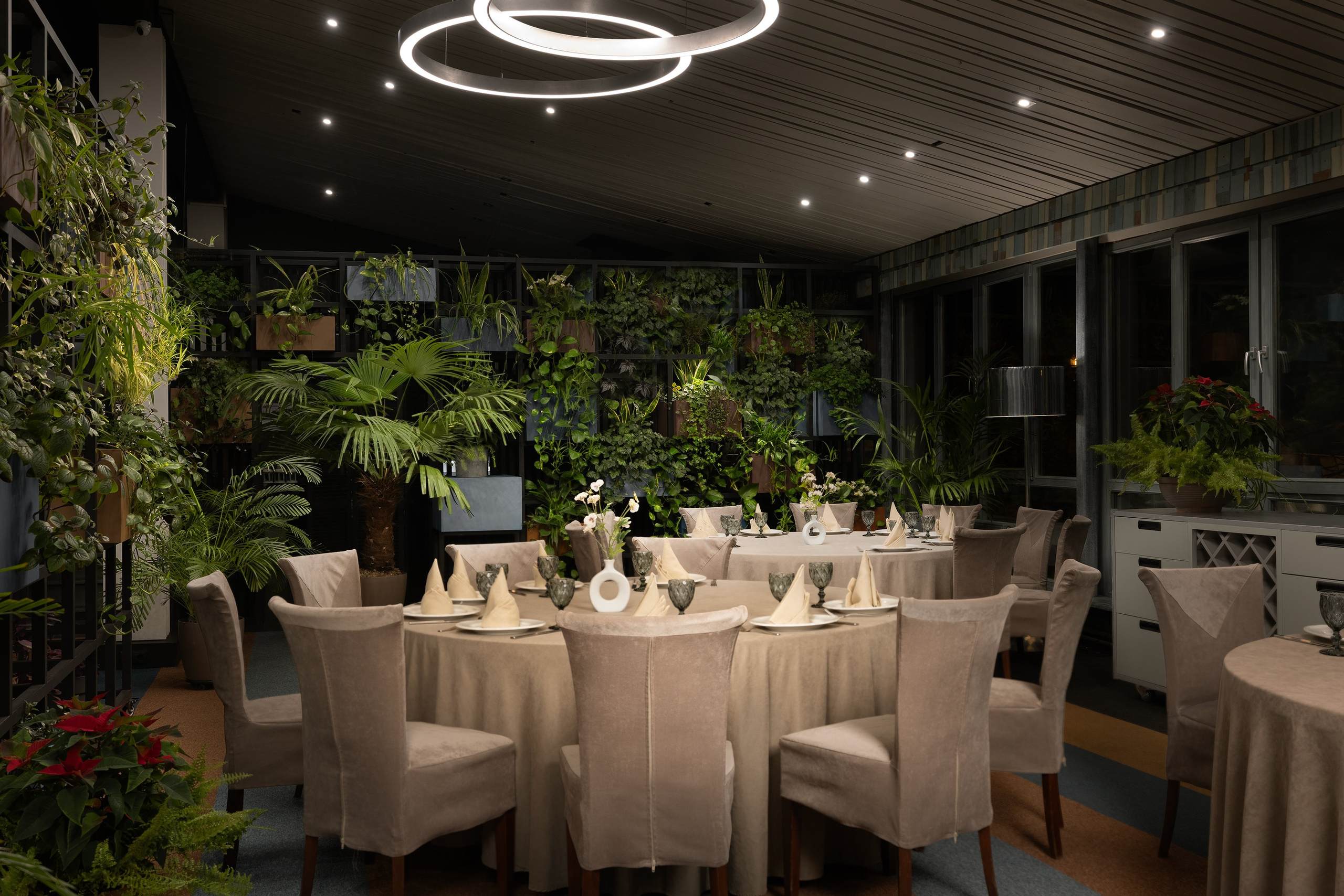 Ресторан «Времена года». Фотограф Андрей Величко