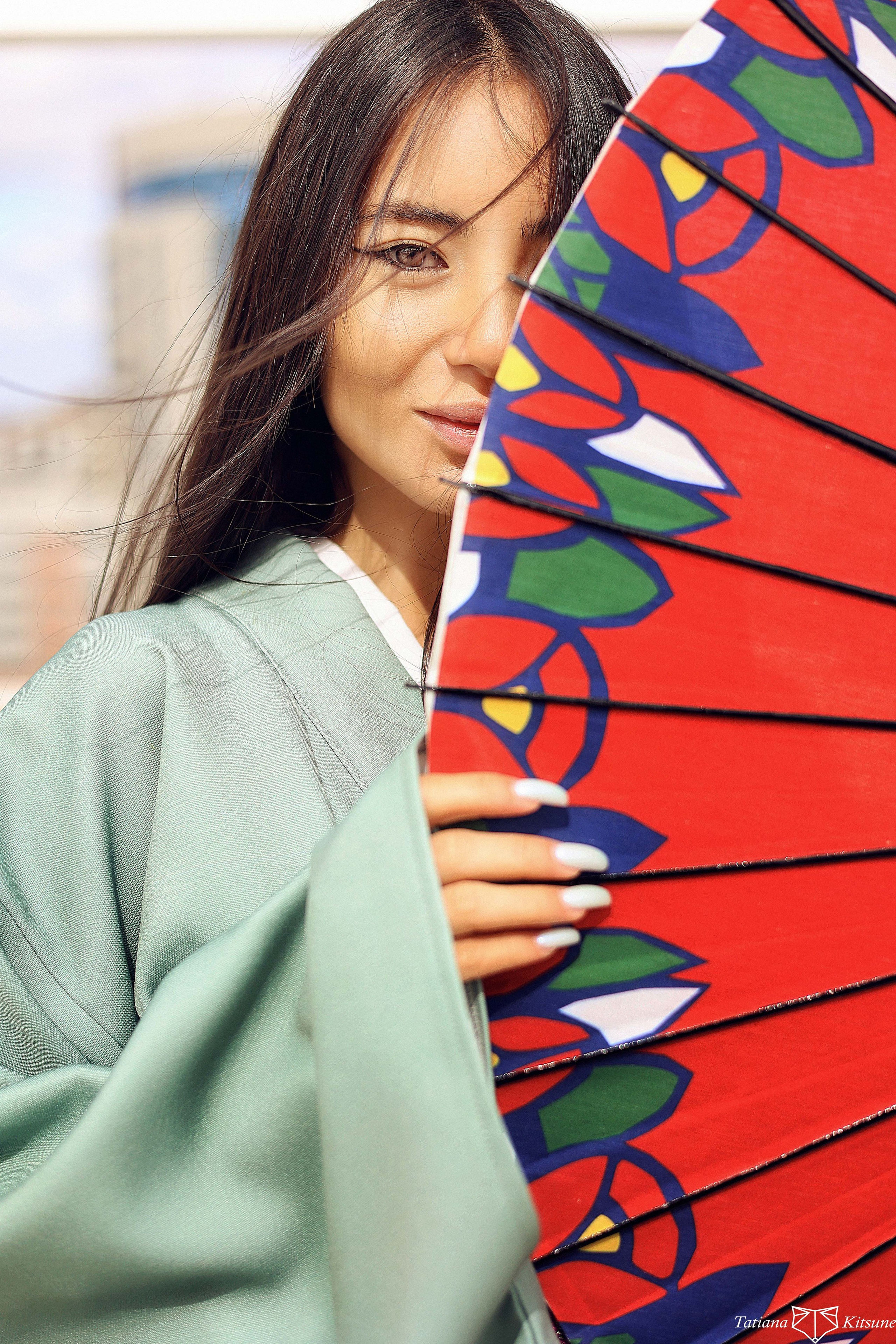 Фотопрогулка по городу в кимоно. Эксклюзивный фотограф японских сказок в Екатеринбурге