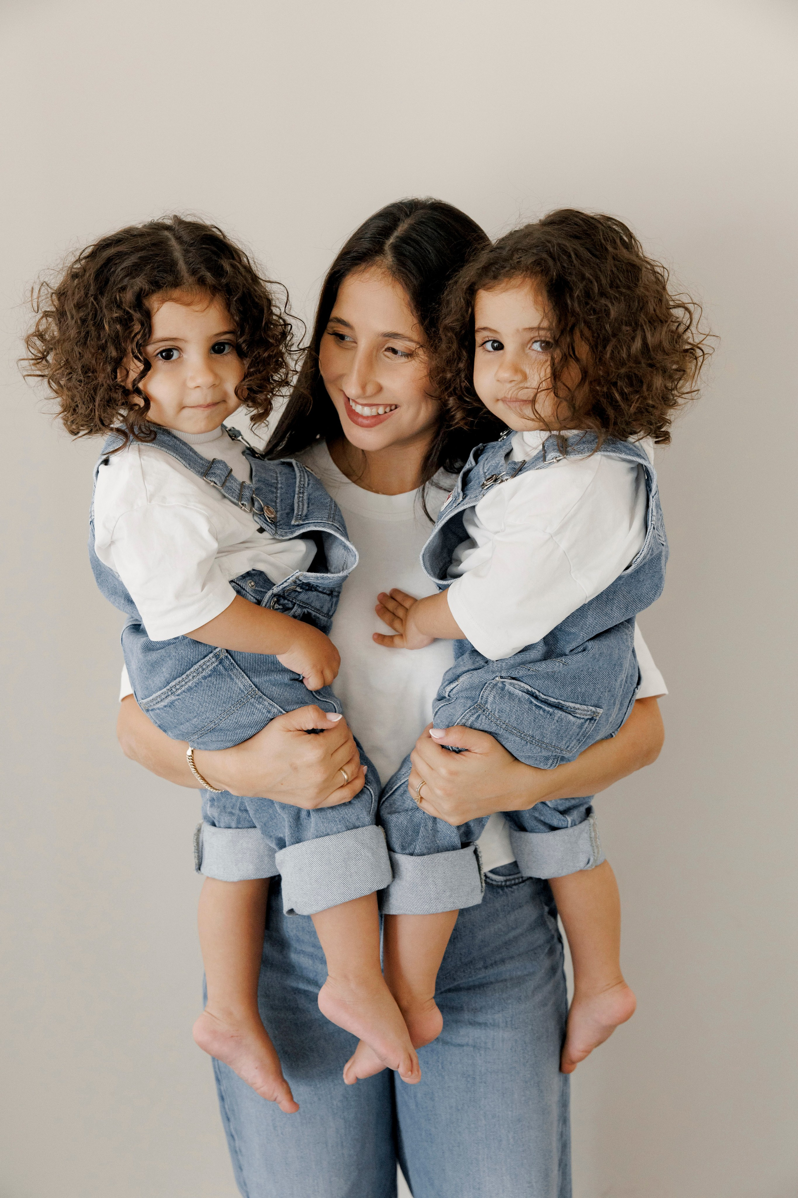 Family photoshoot inside the studio in Hadera. Wedding and family photographer