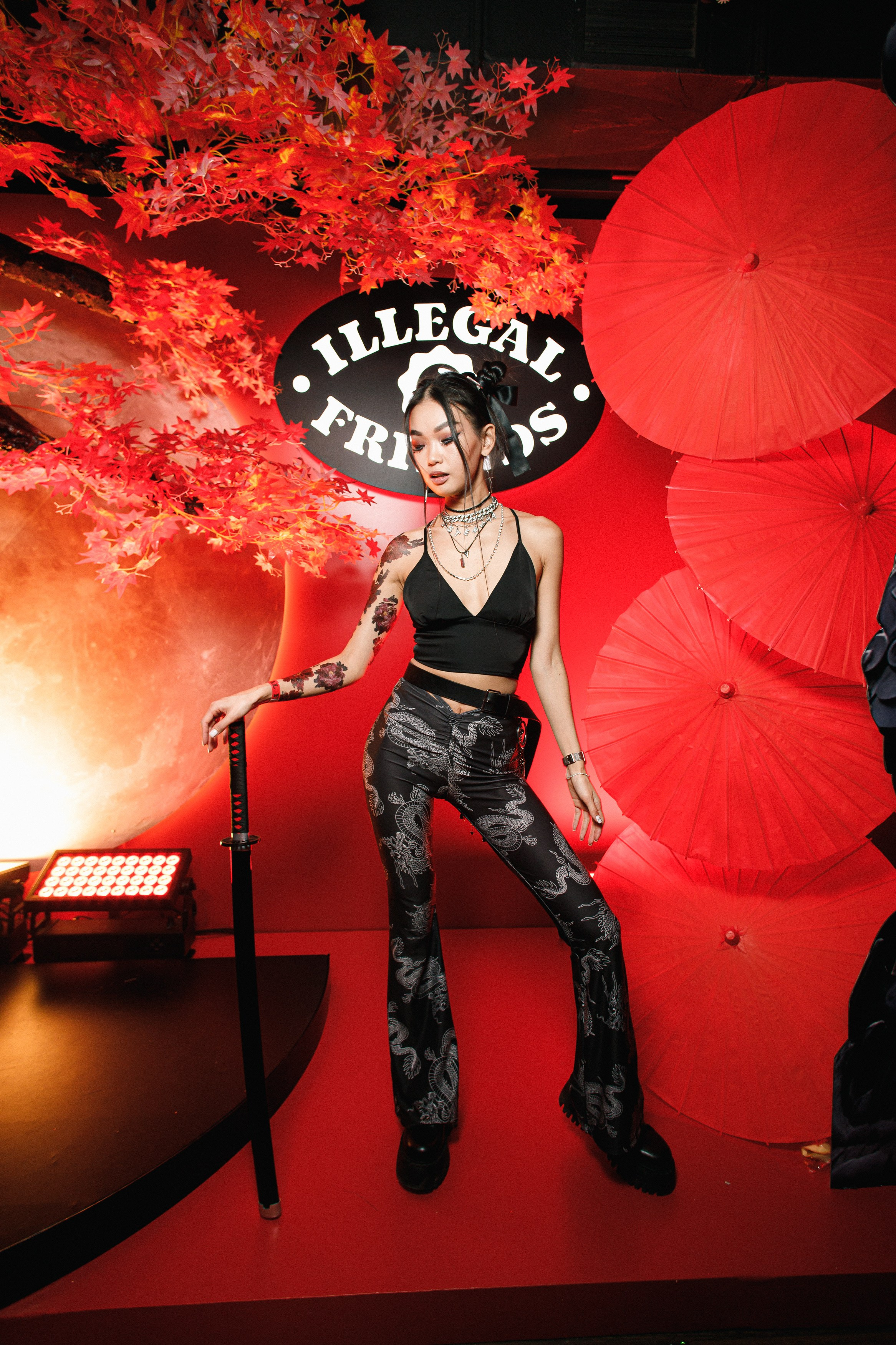 ILLEGAL FRIENDS | ASIA. СВОИ. ФОТООТЧЕТЫ-СОБЫТИЯ-МЕСТА