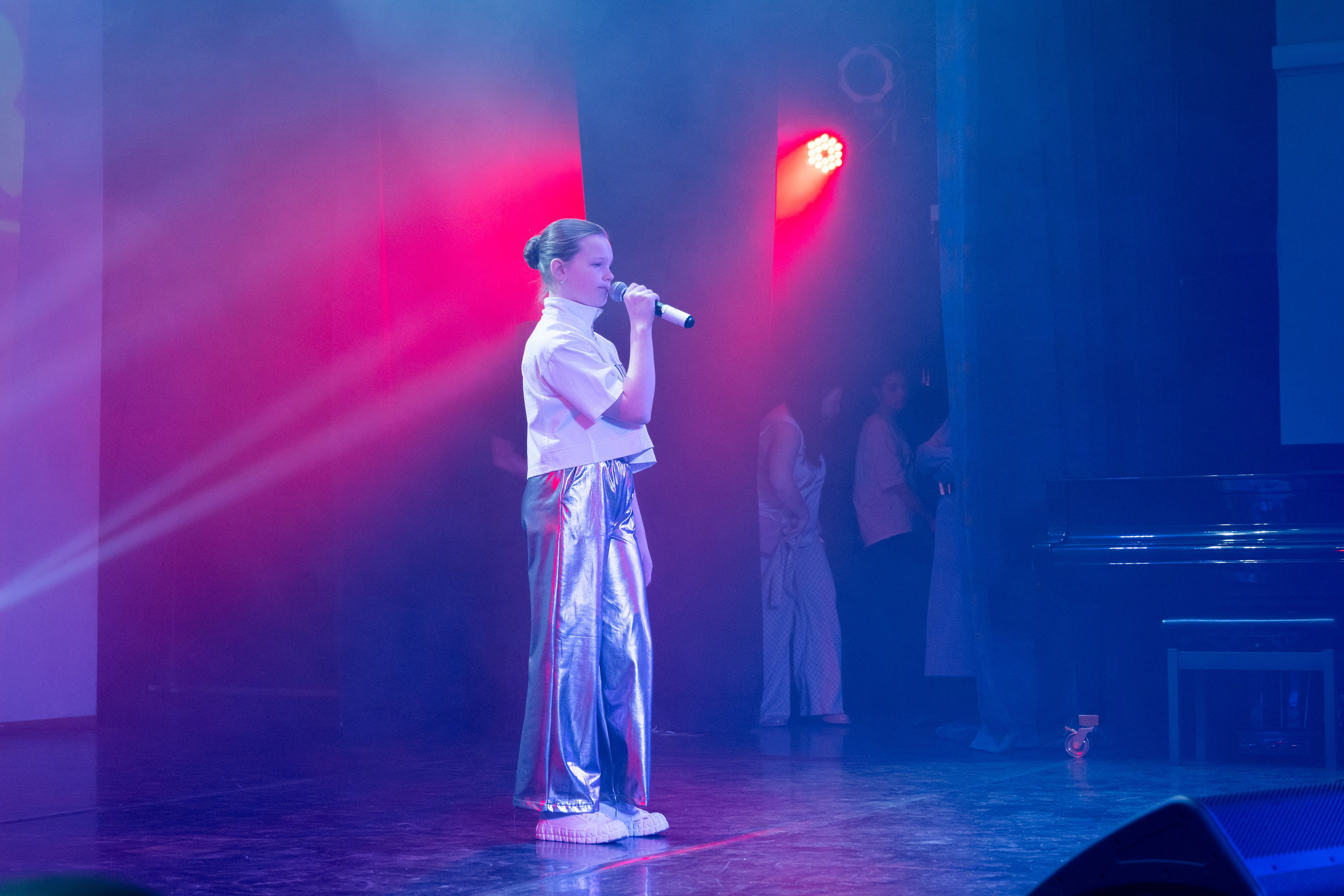 Песня.Вьюга — вокал. Фотограф и видеограф в Москве Анна Матюхина