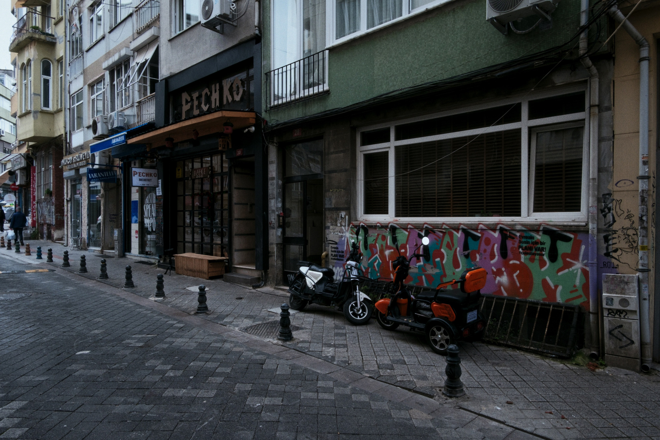 Kadikoy x Moda, Istanbul / Türkey AW25. Фотограф Юрин Евгений