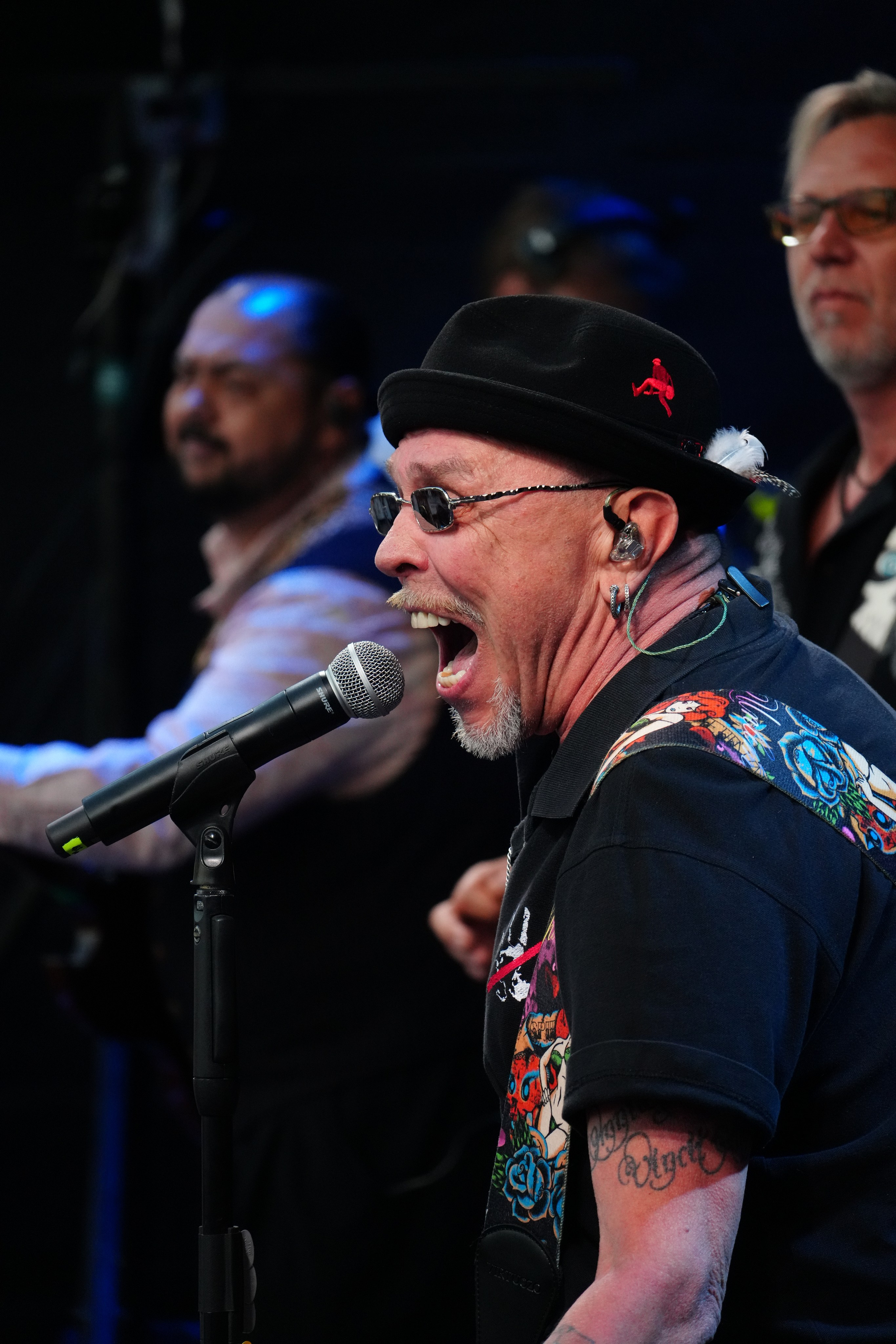 Фестиваль Балтик ралли: байкеры в кожаных куртках наслаждаются рок-концертом Гарика Сукачева в живописном Выборге