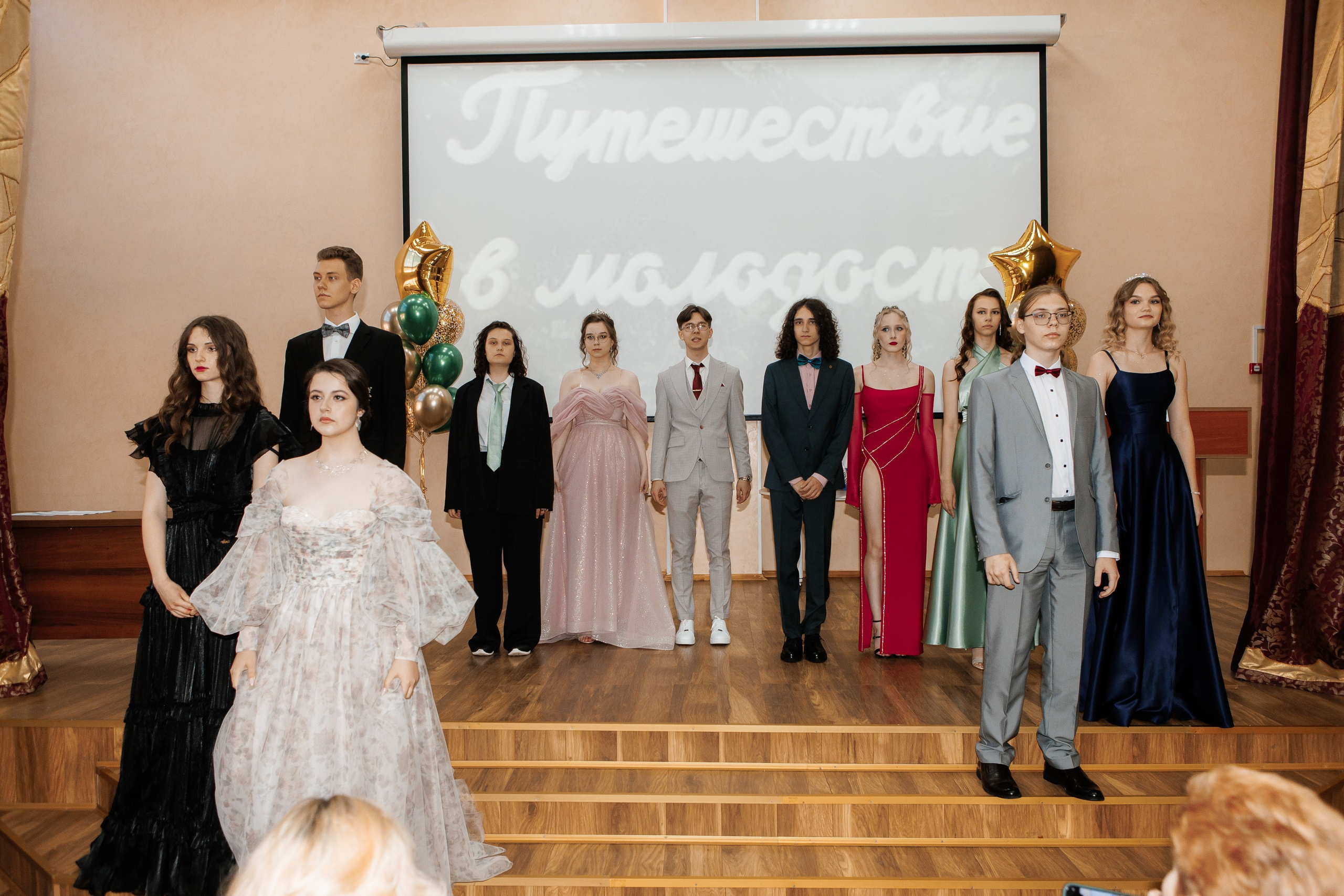 Выпускной Гимназия 12 2024 г. Свадебный и портретный Фотограф в Липецке Дмитрий Котюков