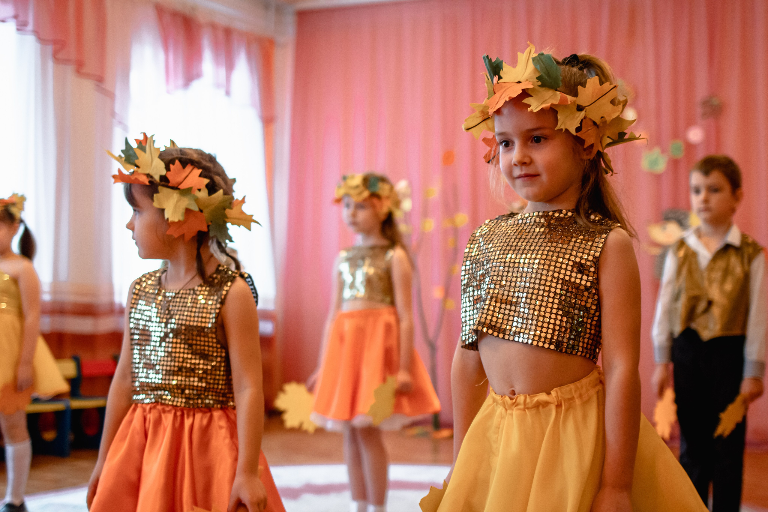Осенний праздник в детском саду. Маргарита. Семейный фотограф в Минске Приболовец Светлана