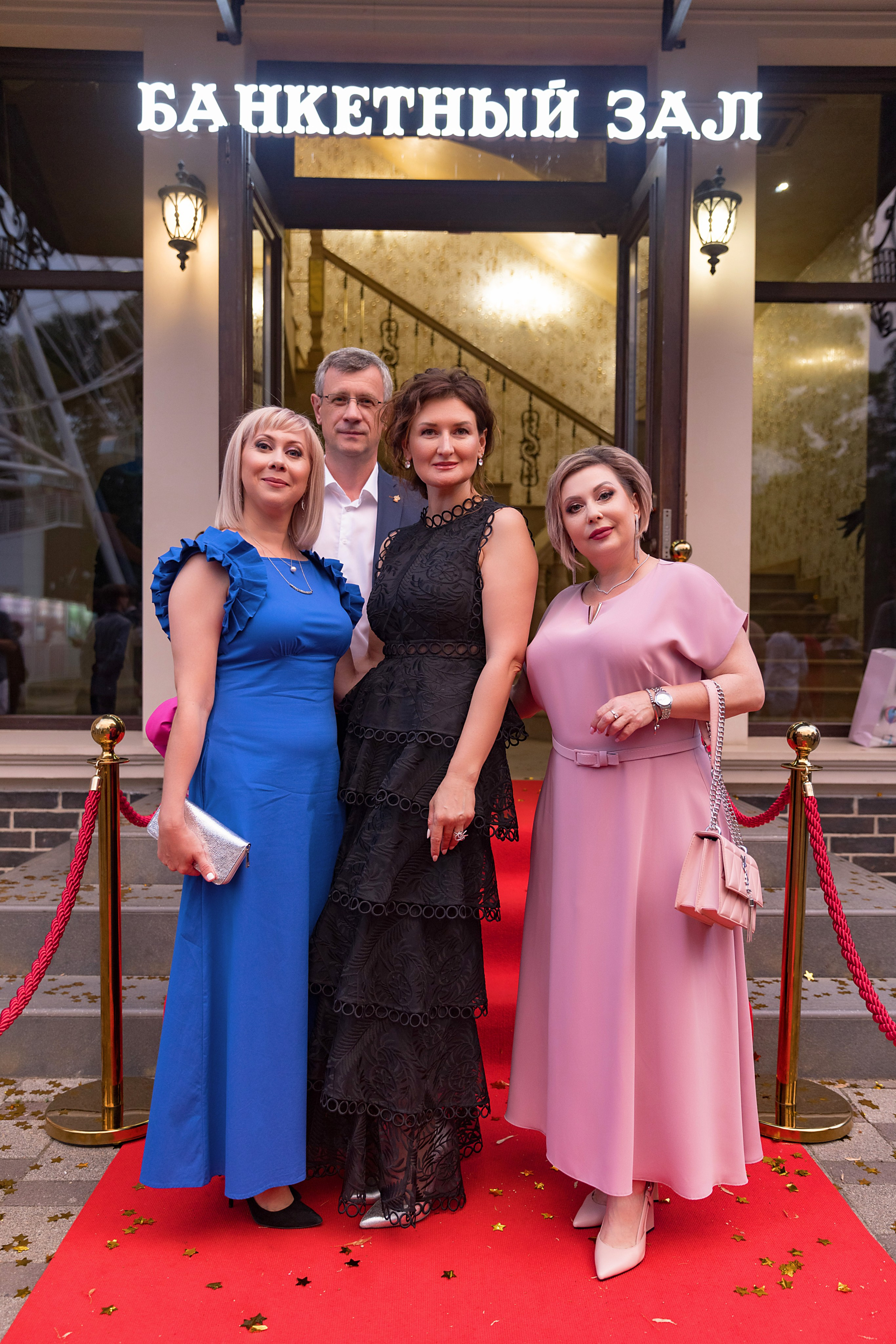 11 класс 48 лицей. Фотограф и Видеограф в Краснодаре Юлия Солодченко