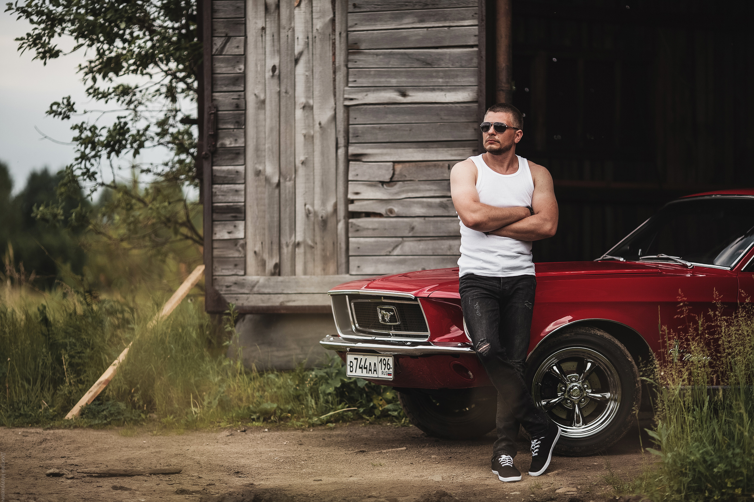 Красивая фотосъемка с ретро автомобилем. Дмитрий Мазуркевич: Профессиональный Репортажный Фотограф