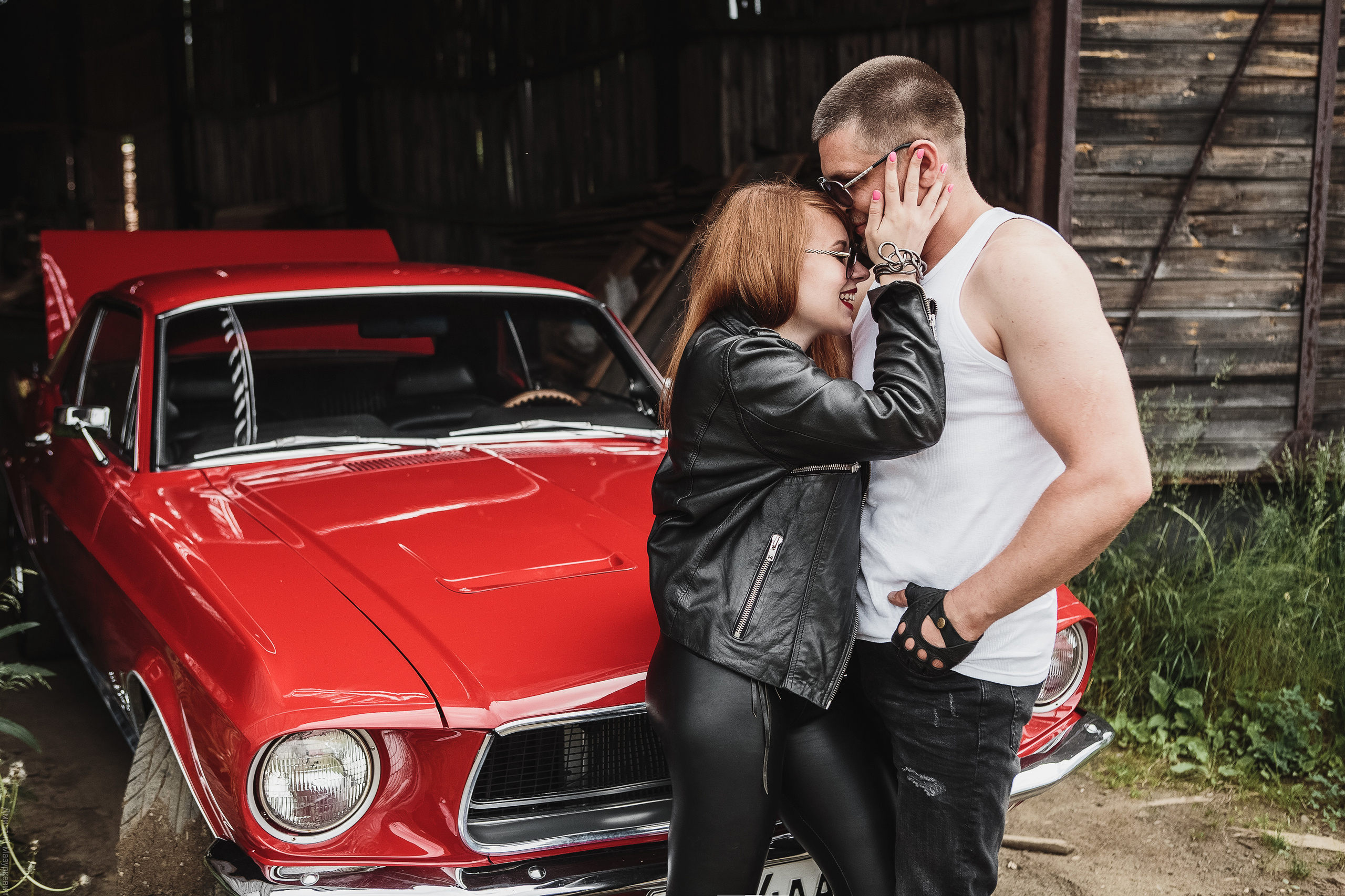 Красивая фотосъемка с ретро автомобилем. Дмитрий Мазуркевич: Профессиональный Репортажный Фотограф