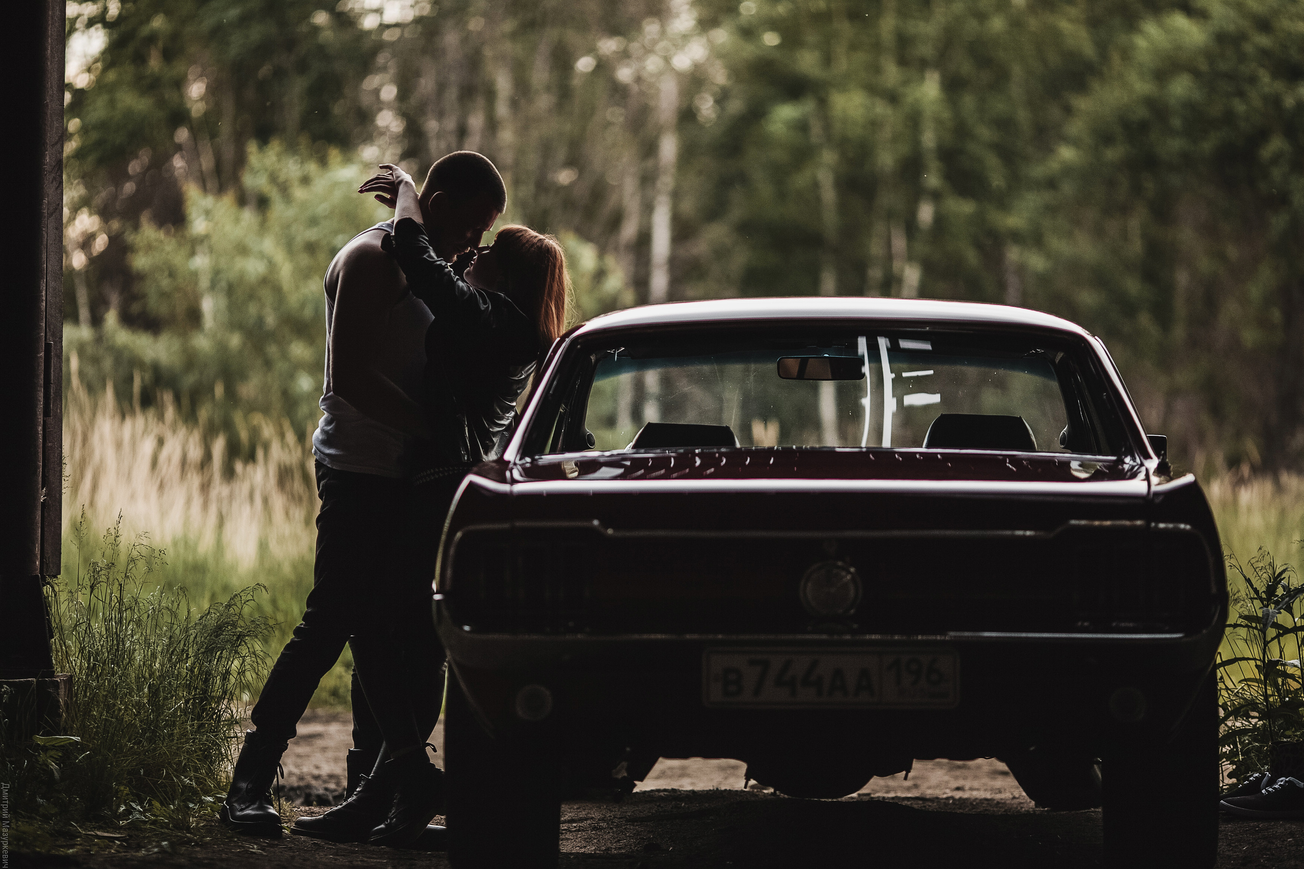 Красивая фотосъемка с ретро автомобилем. Дмитрий Мазуркевич: Профессиональный Репортажный Фотограф