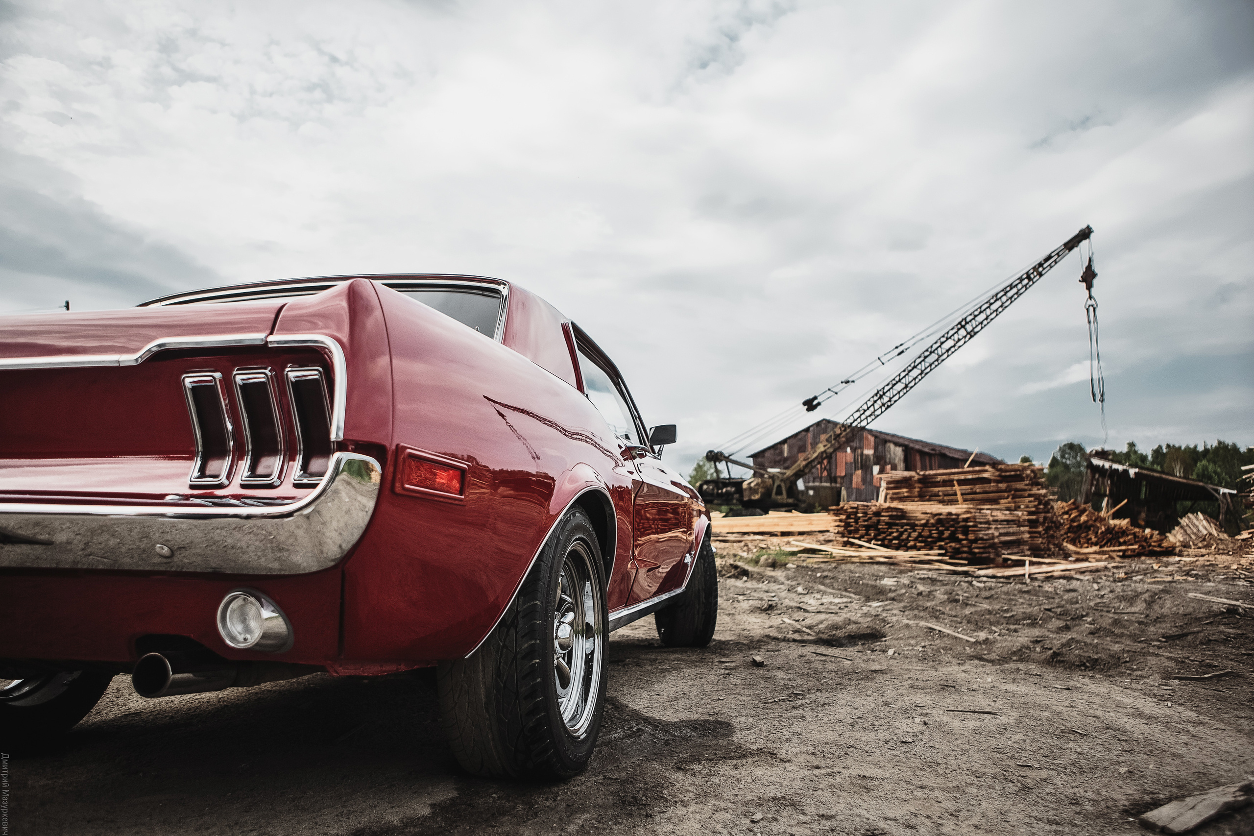 Красивая фотосъемка с ретро автомобилем. Дмитрий Мазуркевич: Профессиональный Репортажный Фотограф