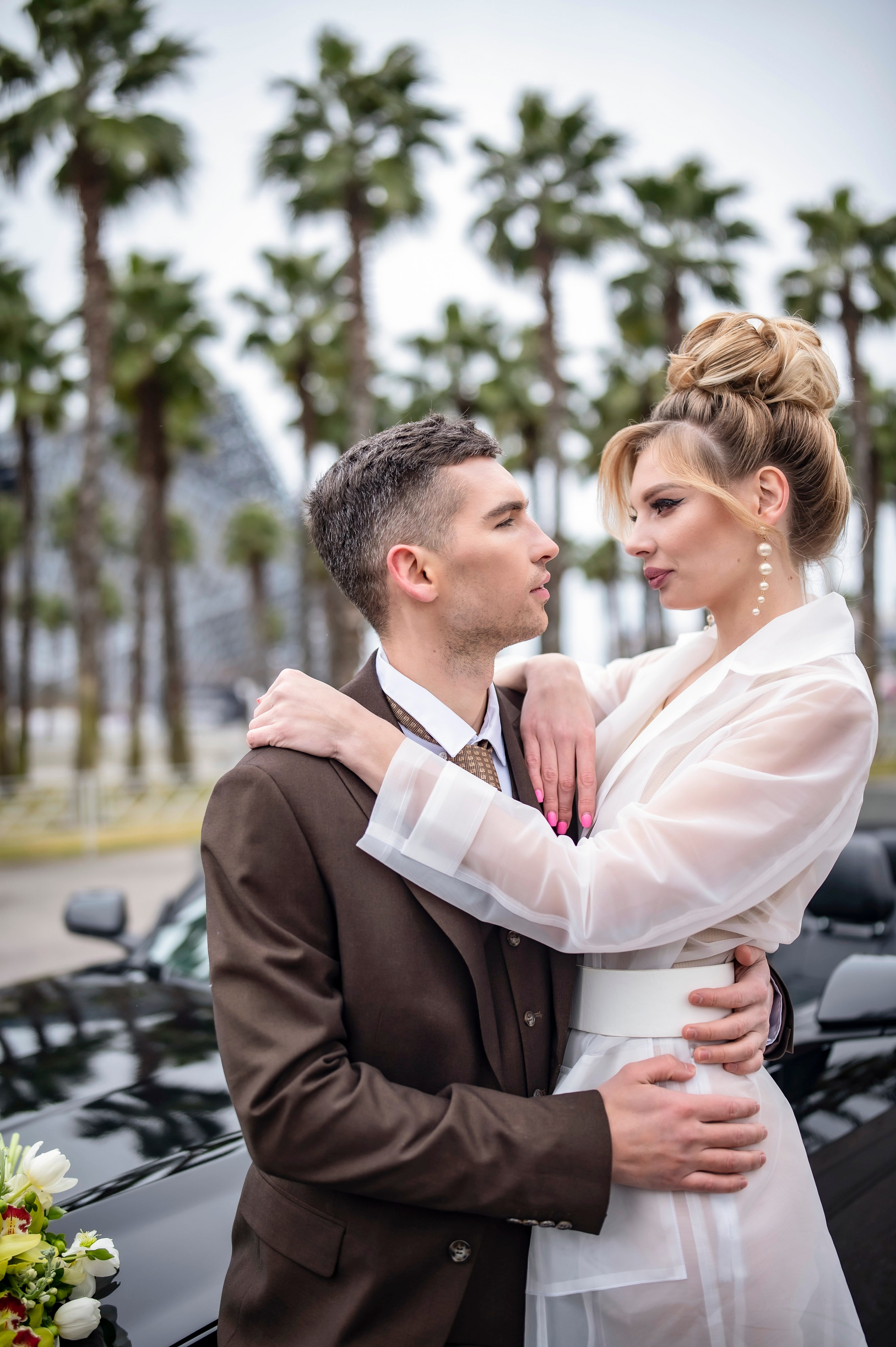 Свадьба в аллее пальм. Наталья Слесаренко фотограф в Сочи