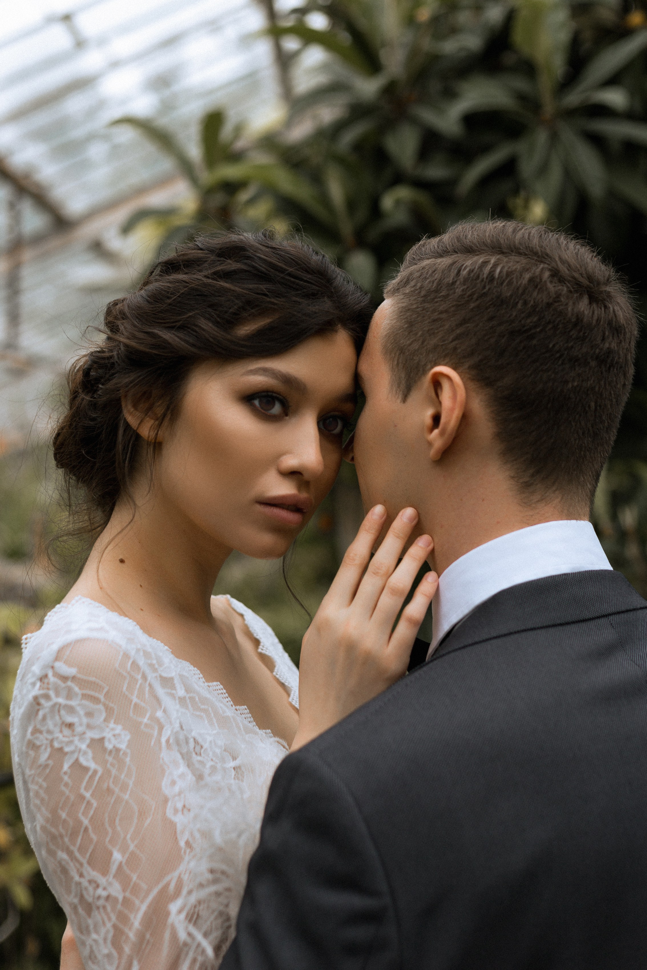 Свадебная фотосессия в оранжерее. Свадебный и семейный фотограф в Волгограде Кристина Иванова