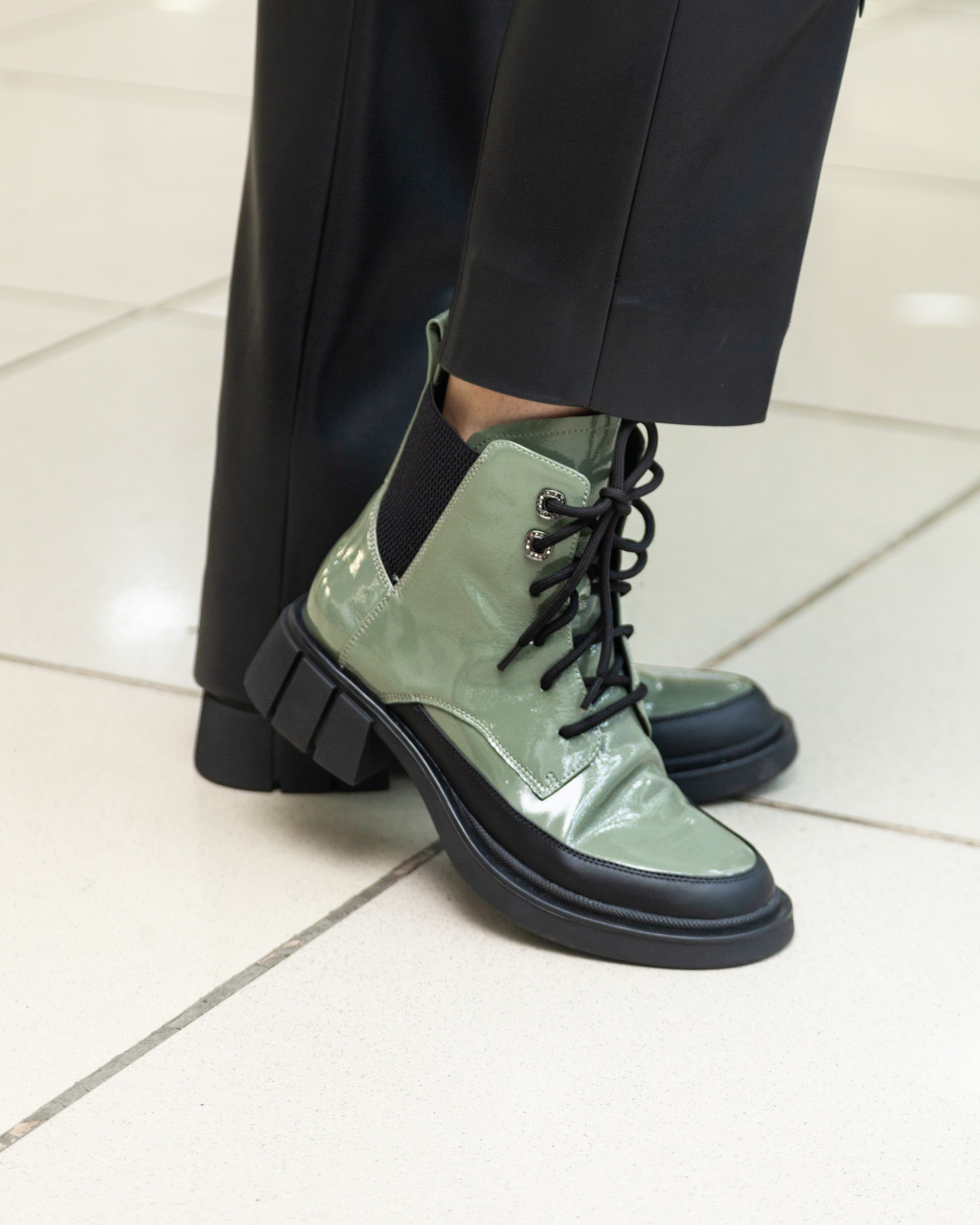 Фотосъемка одежды в Барнауле. Фотограф для бизнеса, маркетплейсов, контента и соцсетей в Барнауле Савинкова Виктория