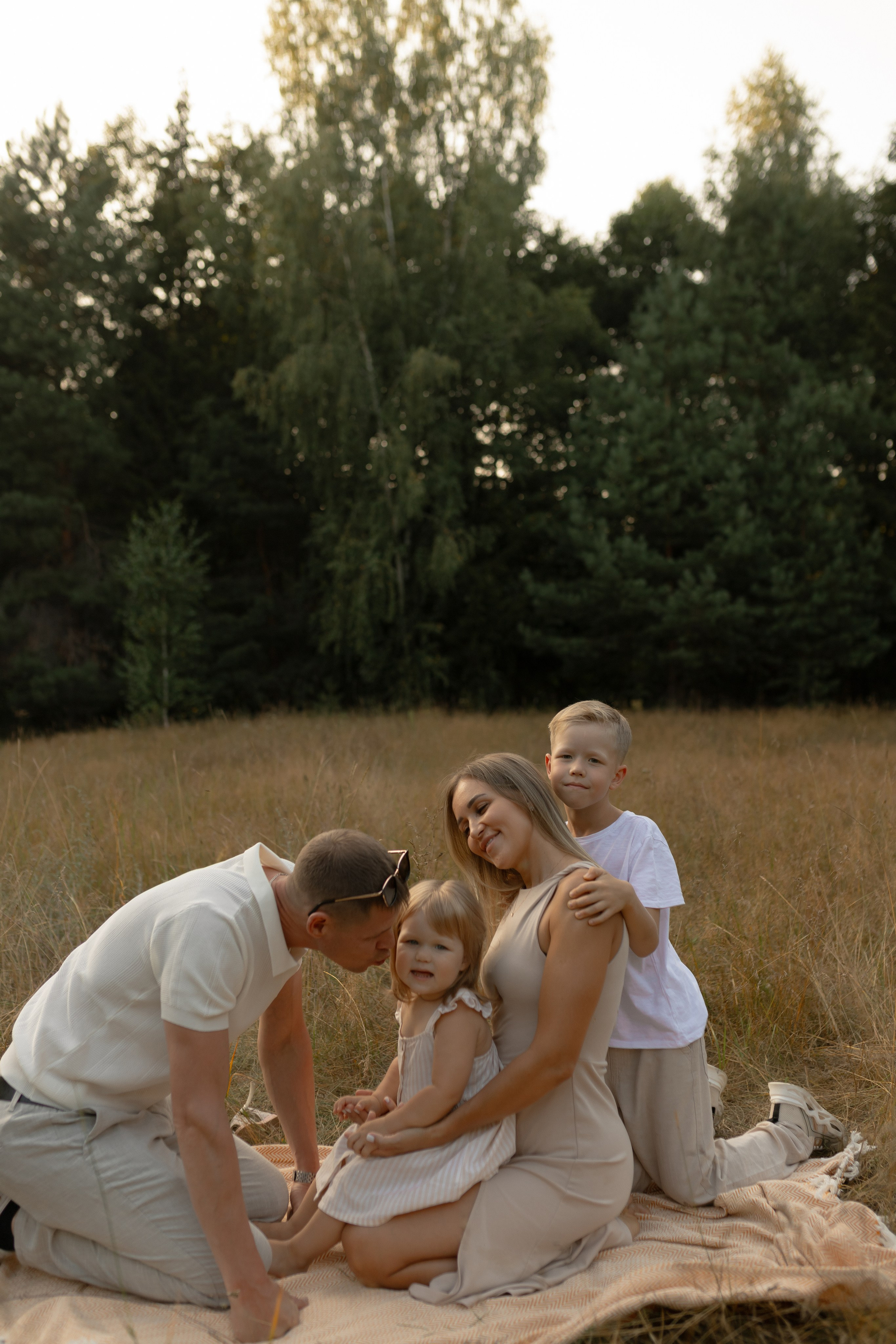 Алексей, Мария, Ваня и Варя. Фотограф Татьяна Семенова