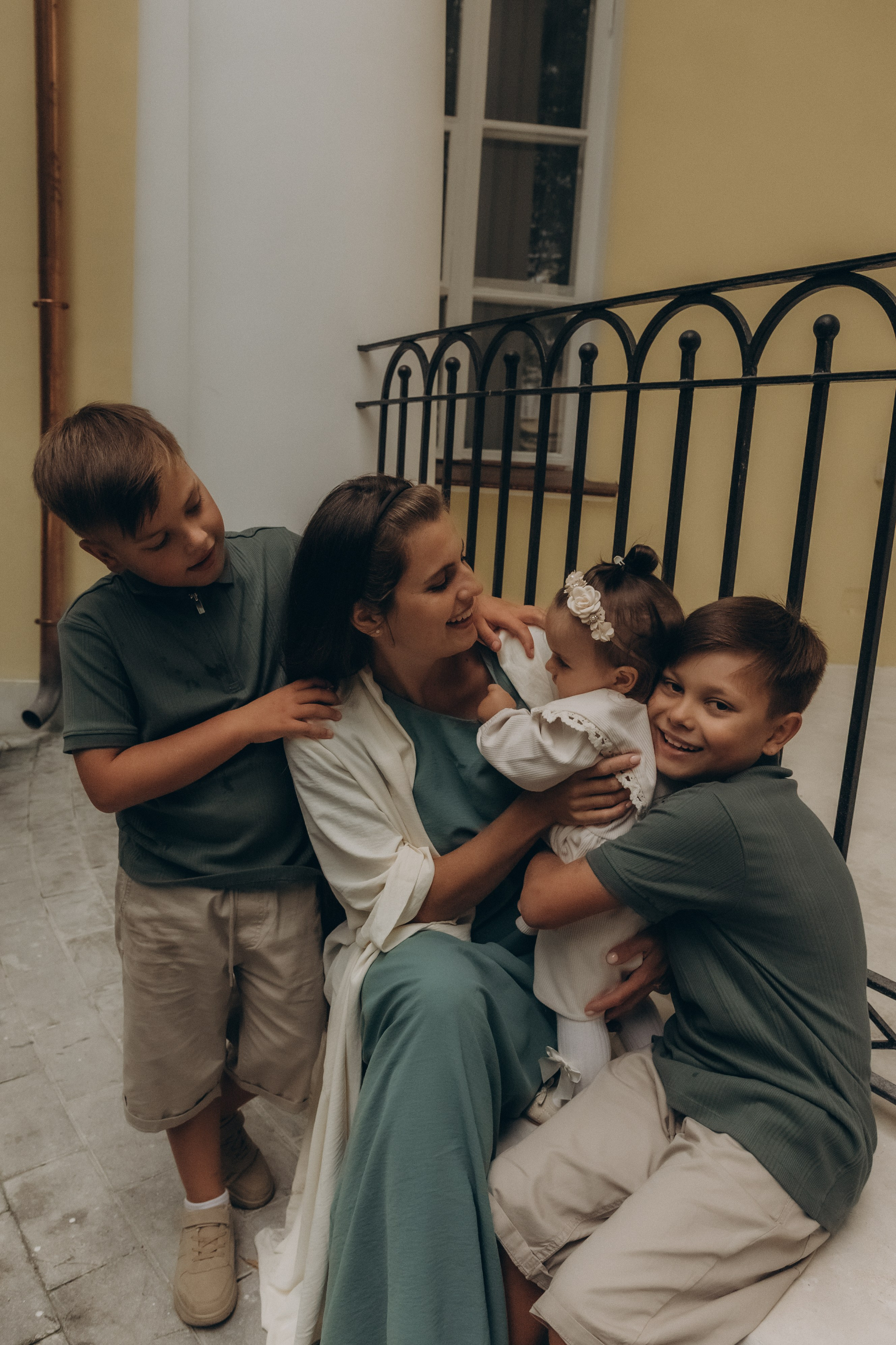 Семейная прогулка. Гаврилова Настя семейный фотограф lifestyle в Москве