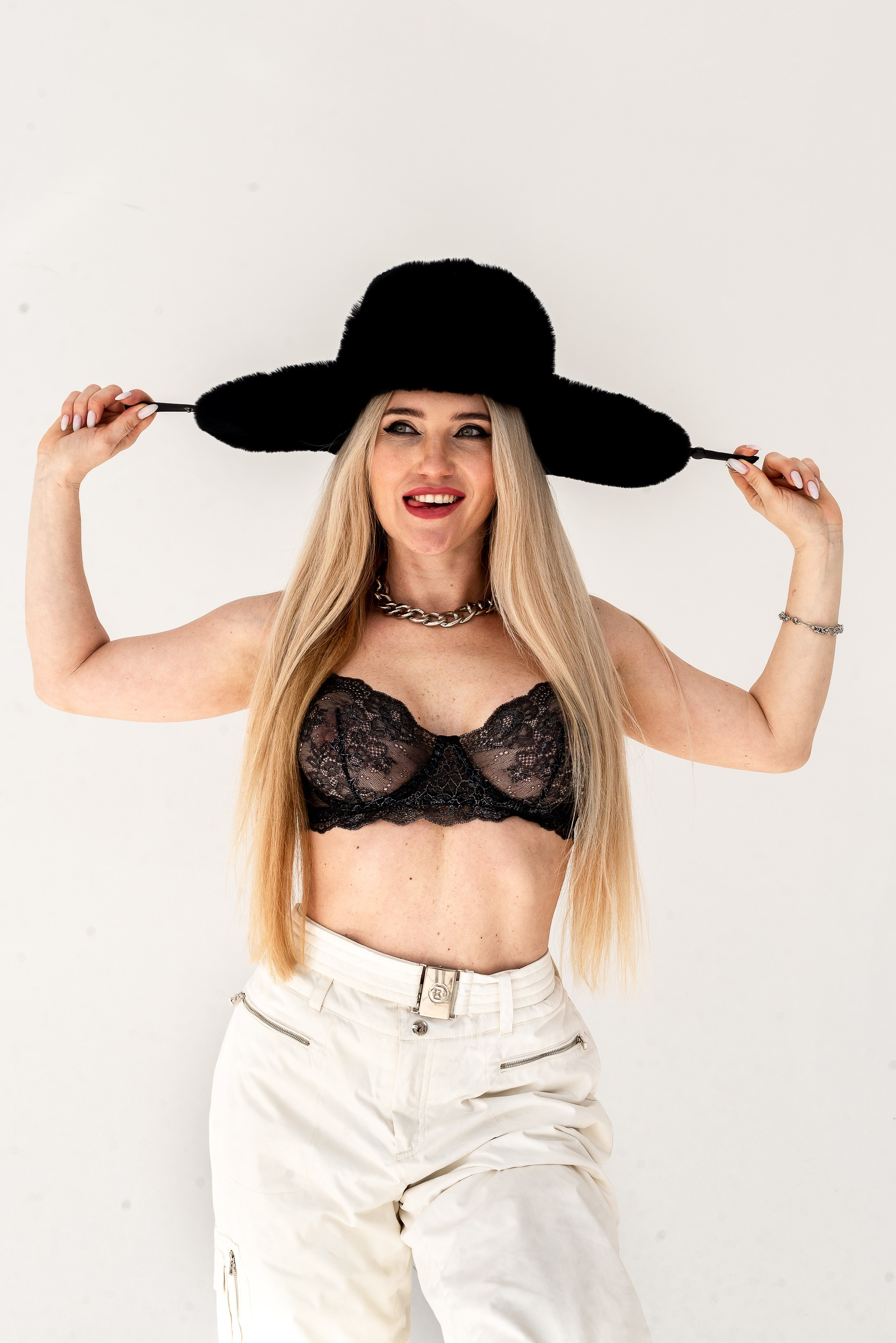 Съемка для дизайнера украшений Olesya Svertoka. Женский и семейный фотограф Сочи и Краснодар Ольга Маловик