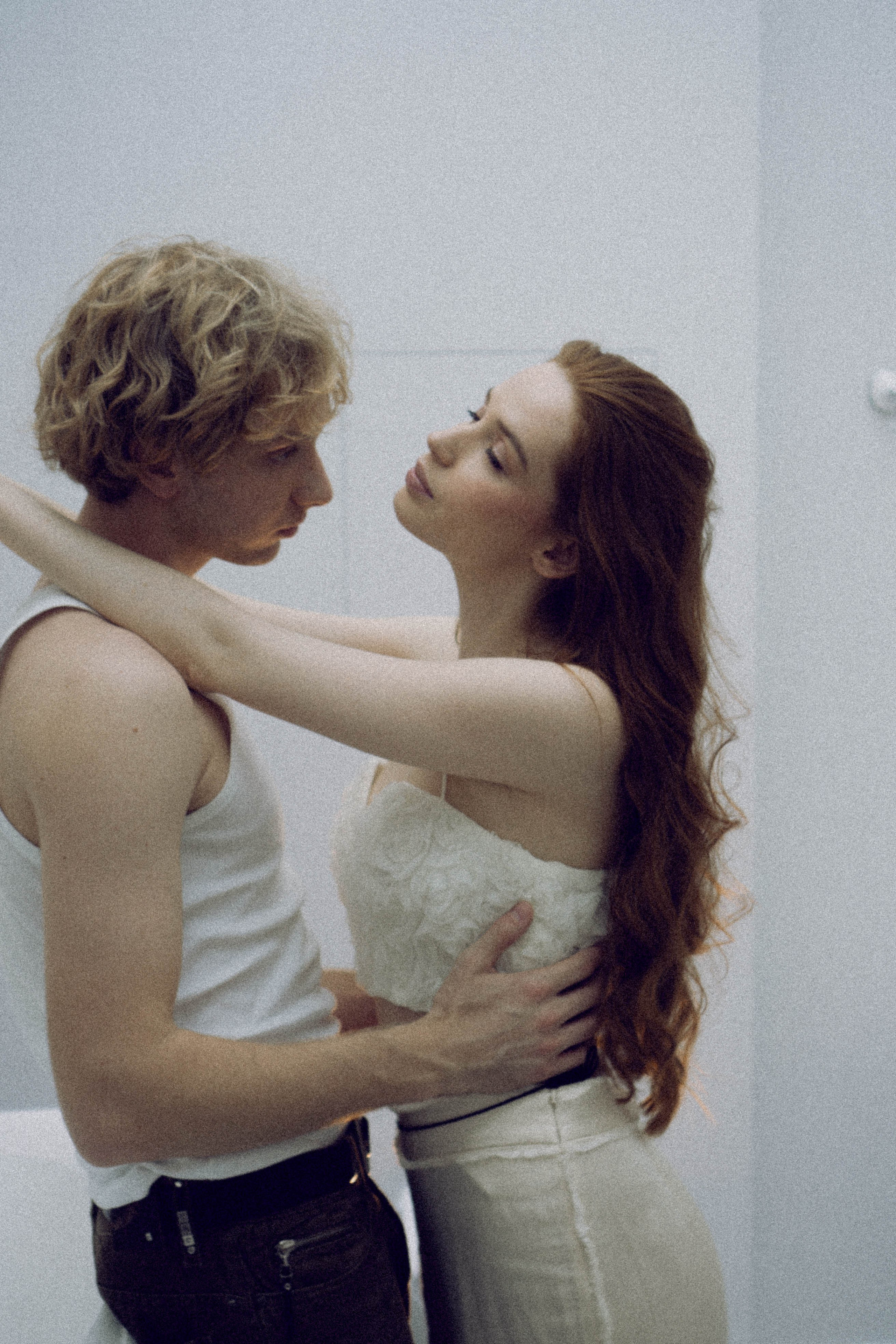 СВАДЕБНАЯ СЬЕМКА В ОТЕЛЕ. СБОРЫ ЖЕНИХА И НЕВЕСТЫ И ТАКЖЕ ТОР И ПОДГОТОВКА К ПРОГУЛКЕ. Профессиональный фотограф, Санкт-Петербург — Виктория Богомолова