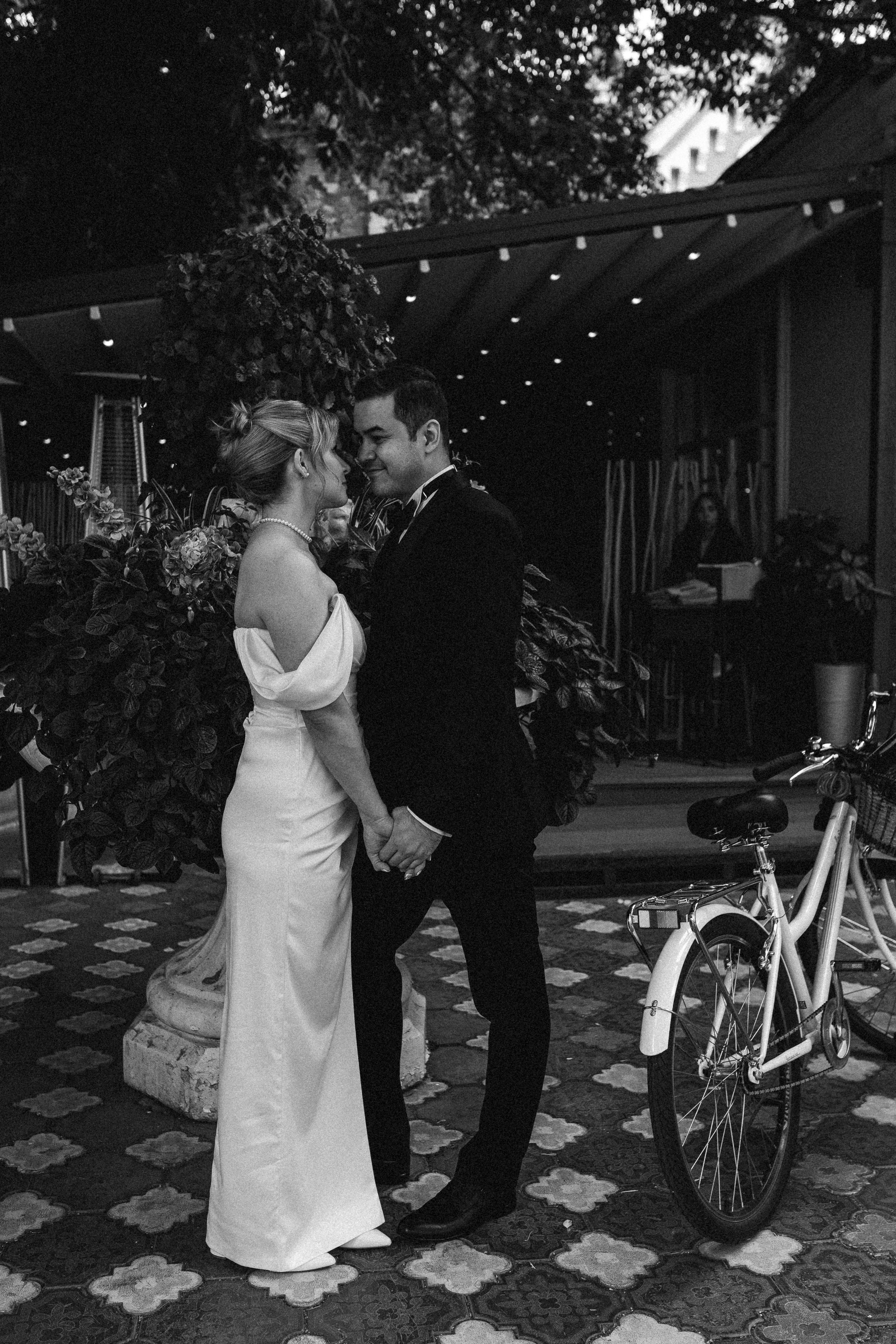 Свадебная фотопрогулка в Москве по центру. Свадебный фотограф в Москве Анна Полушина