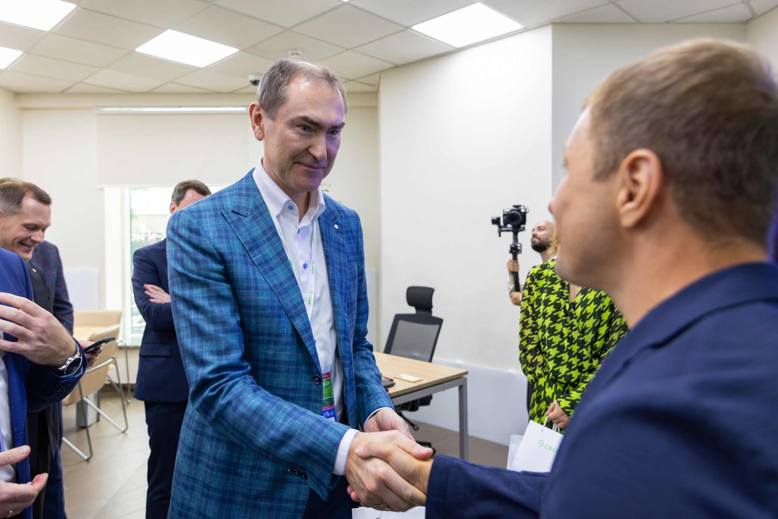 Презентация проектов СБЕРу. Олег Катакинов| Репортажный фотограф в городе у моря (Владивосток)