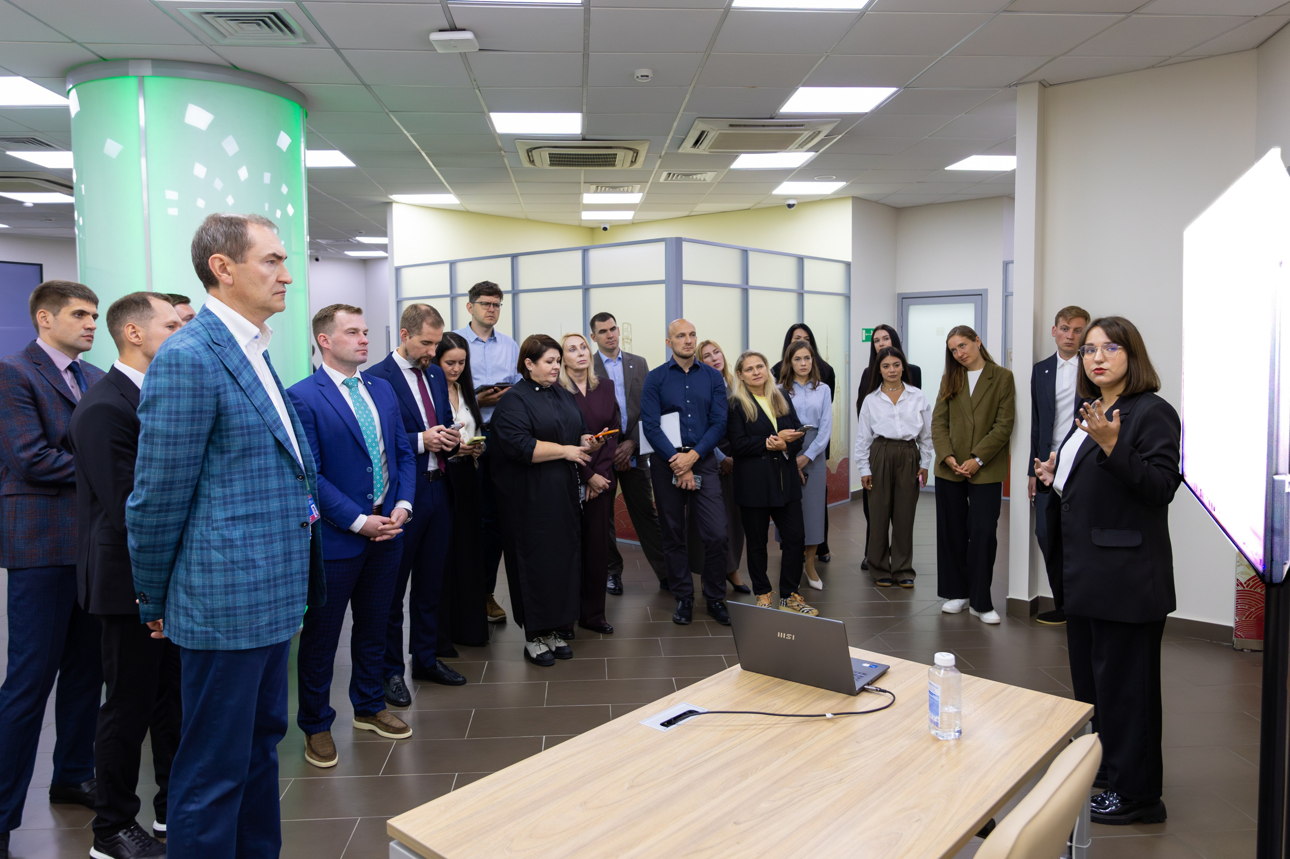 Презентация проектов СБЕРу. Олег Катакинов| Репортажный фотограф в городе у моря (Владивосток)
