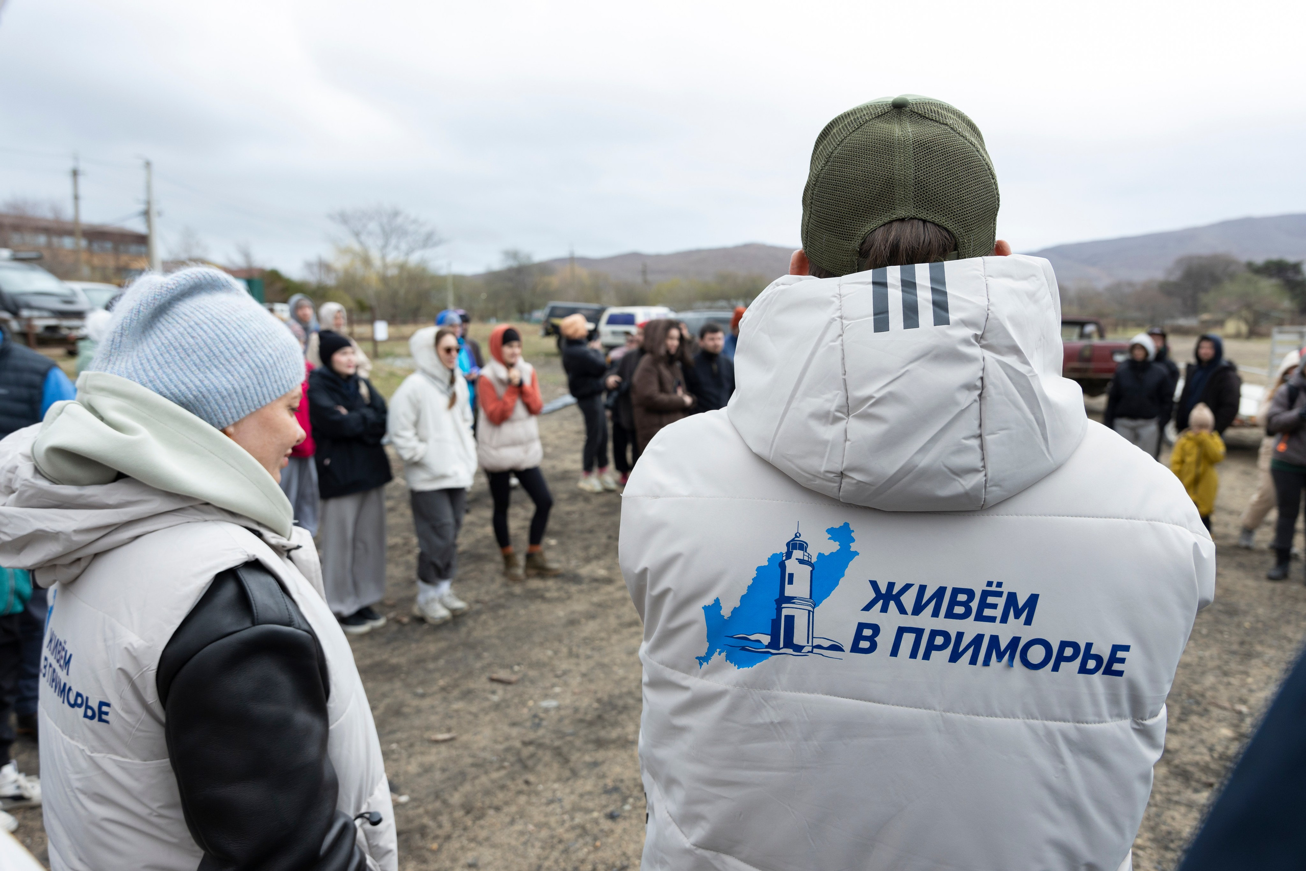 Субботник на полуострове Гамова от Агенства по делам молодёжи и Молодёжь Приморья. Олег Катакинов| Репортажный фотограф в городе у моря (Владивосток)