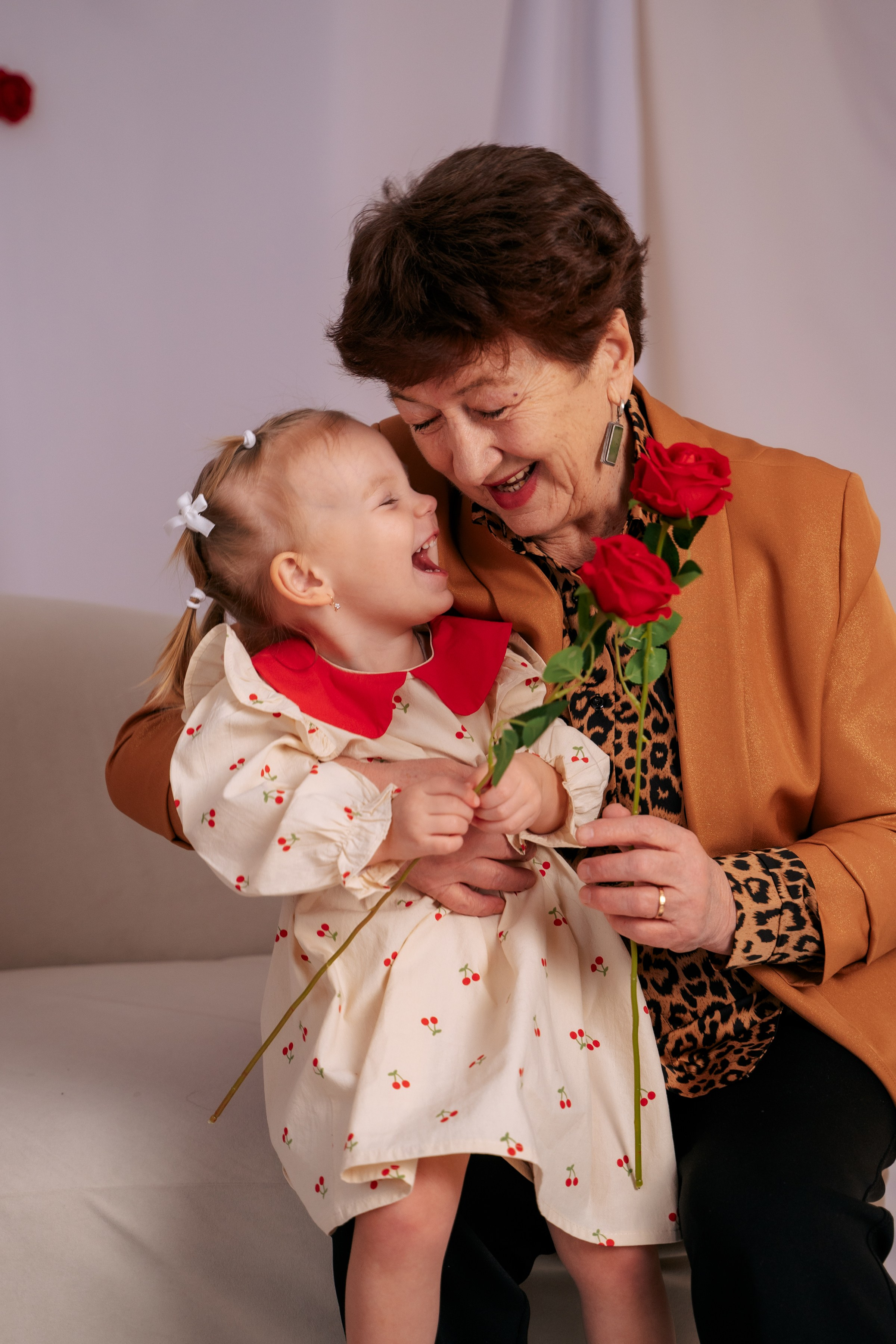 Катерина, Анна и их бабушки. Фотограф в Казани Алсу Багабиева