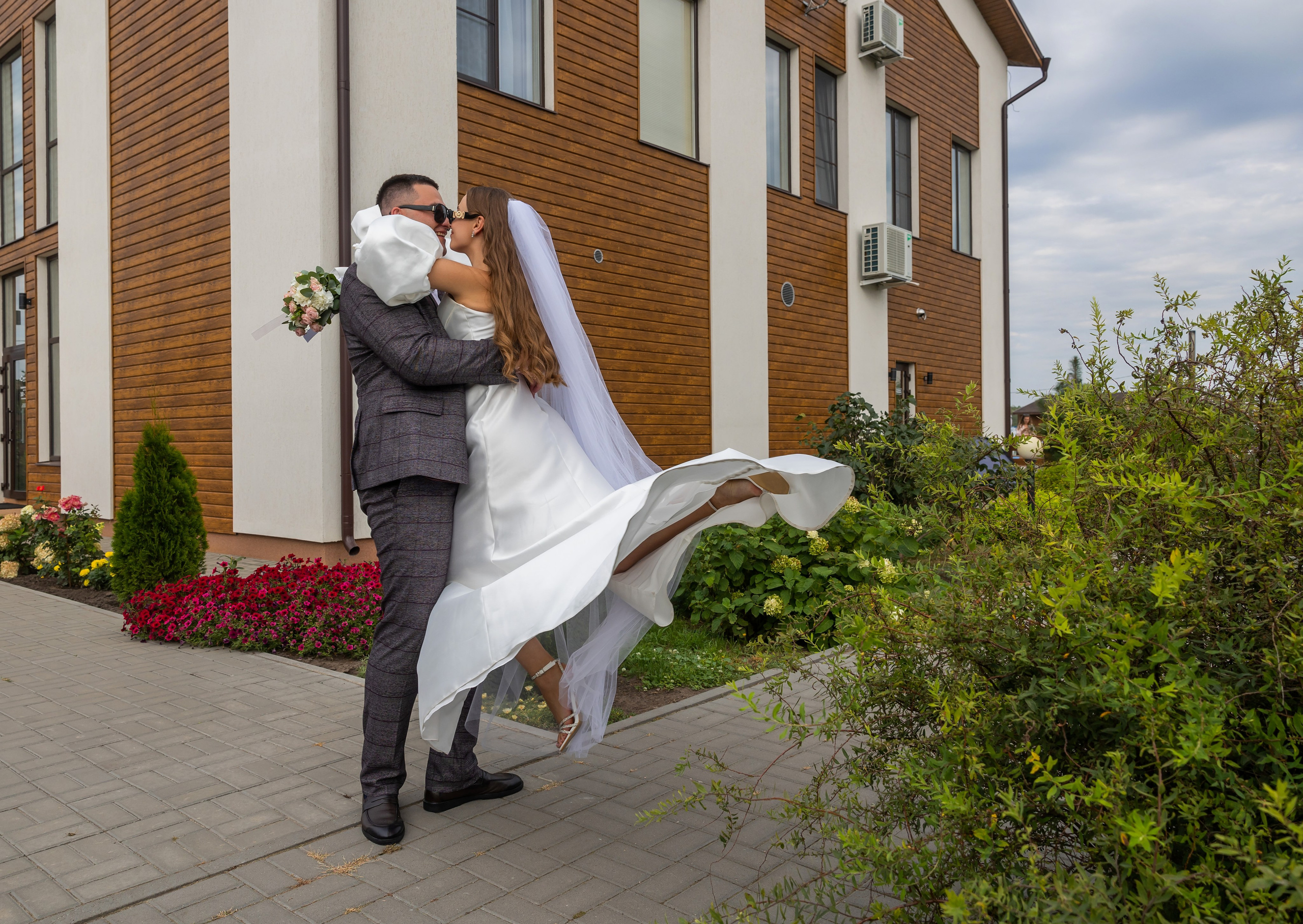Михаил и Анастасия. Фотограф Петров Александр Свадьбы, Съемка в студии, Выпускные альбомы г. Балашов