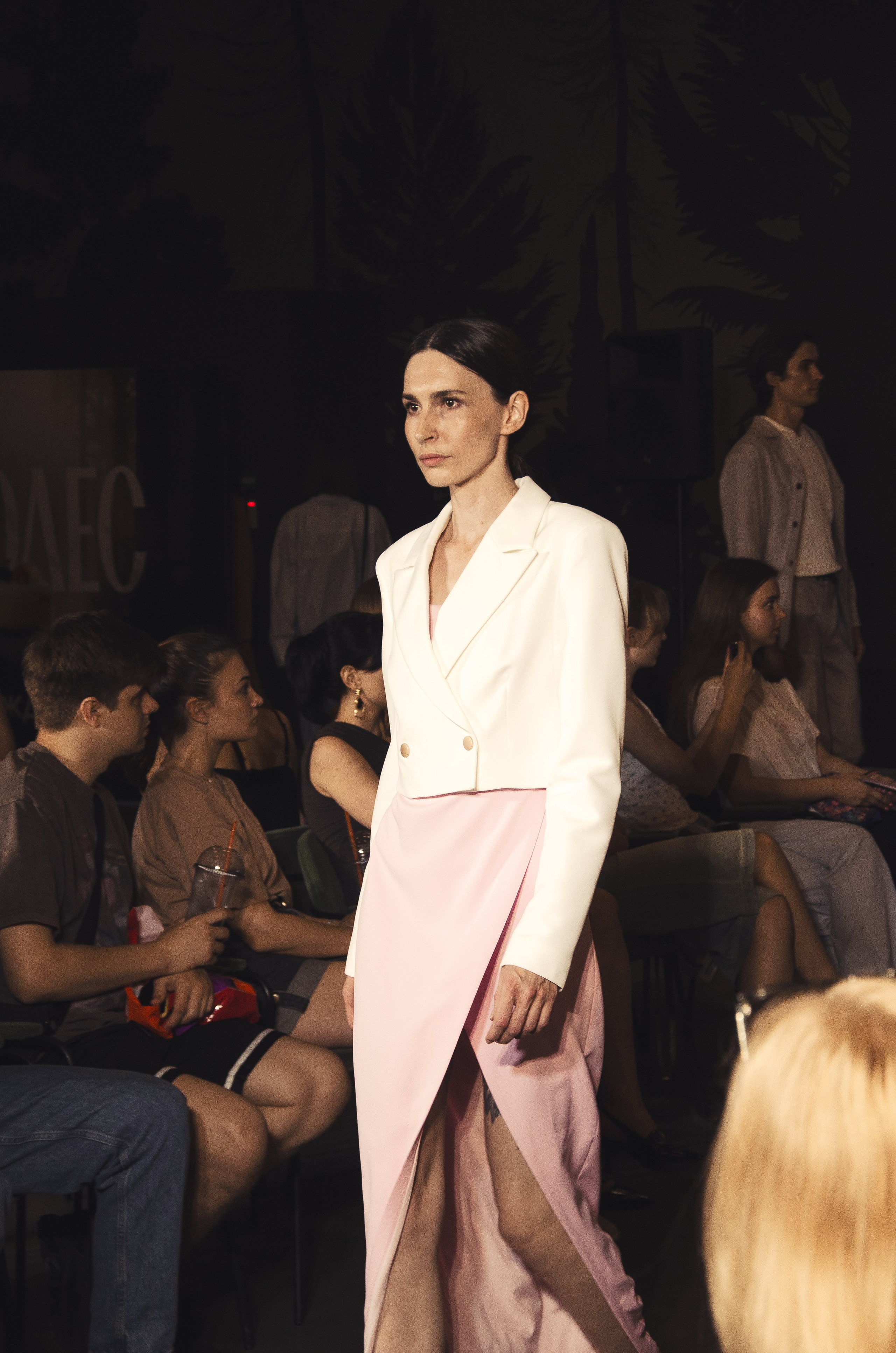 Показ Планета. Индивидуальный фотограф в Красноярске