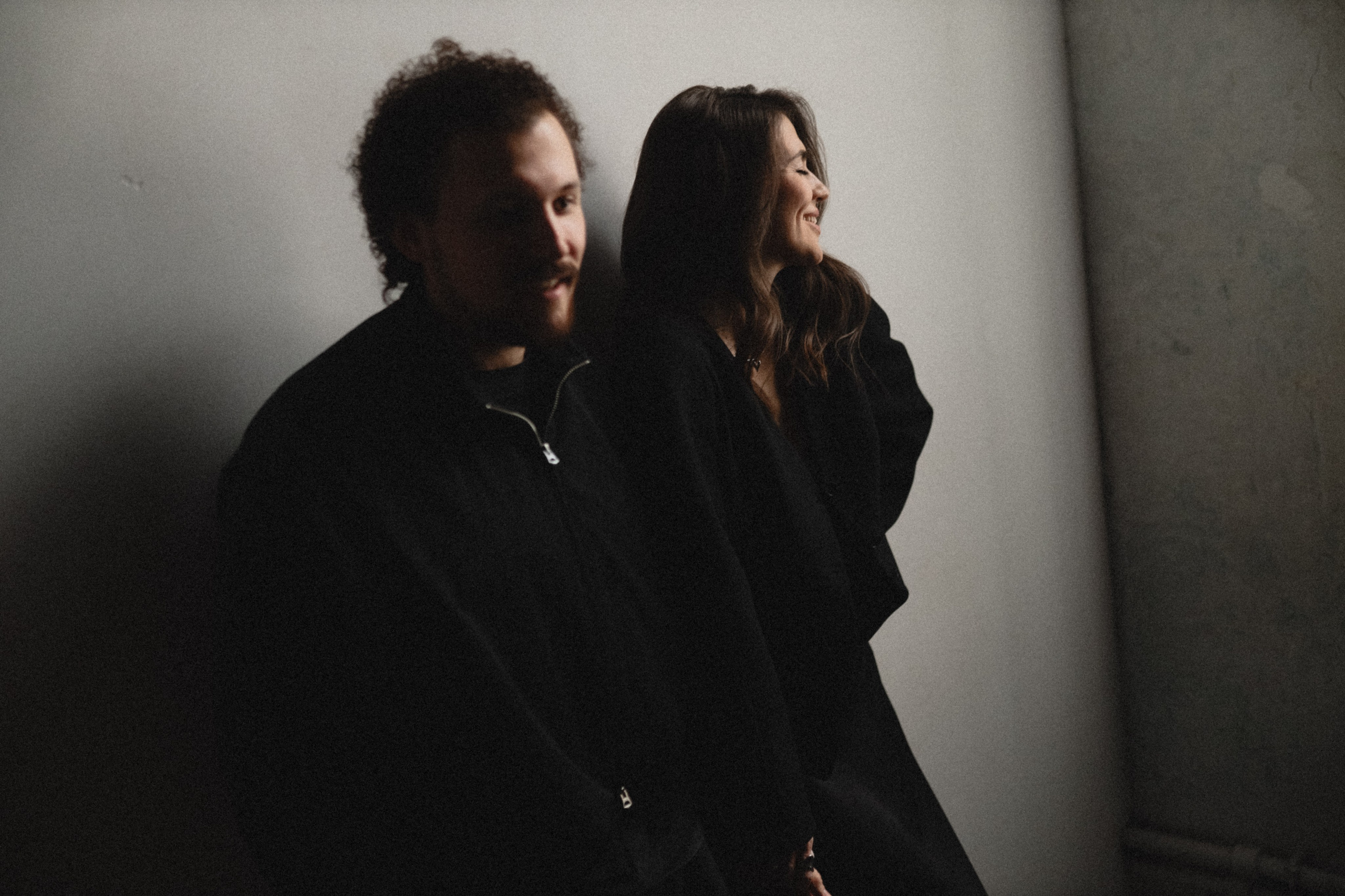 Черное на красном. Свадебный и семейный фотограф в Самаре и Москве