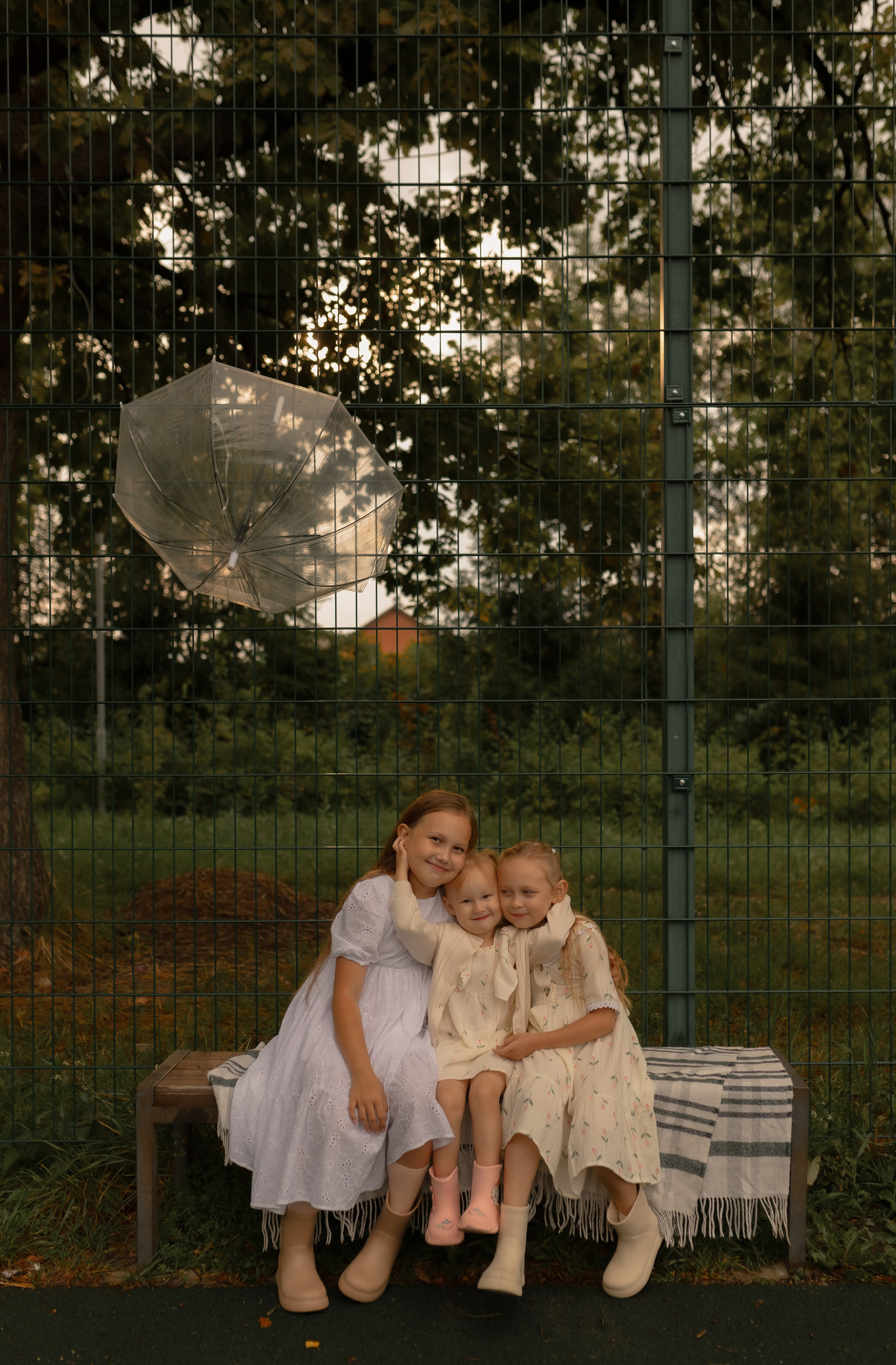 Мама Алина, Маша, Дина и Анечка. Фотограф Татьяна Семенова