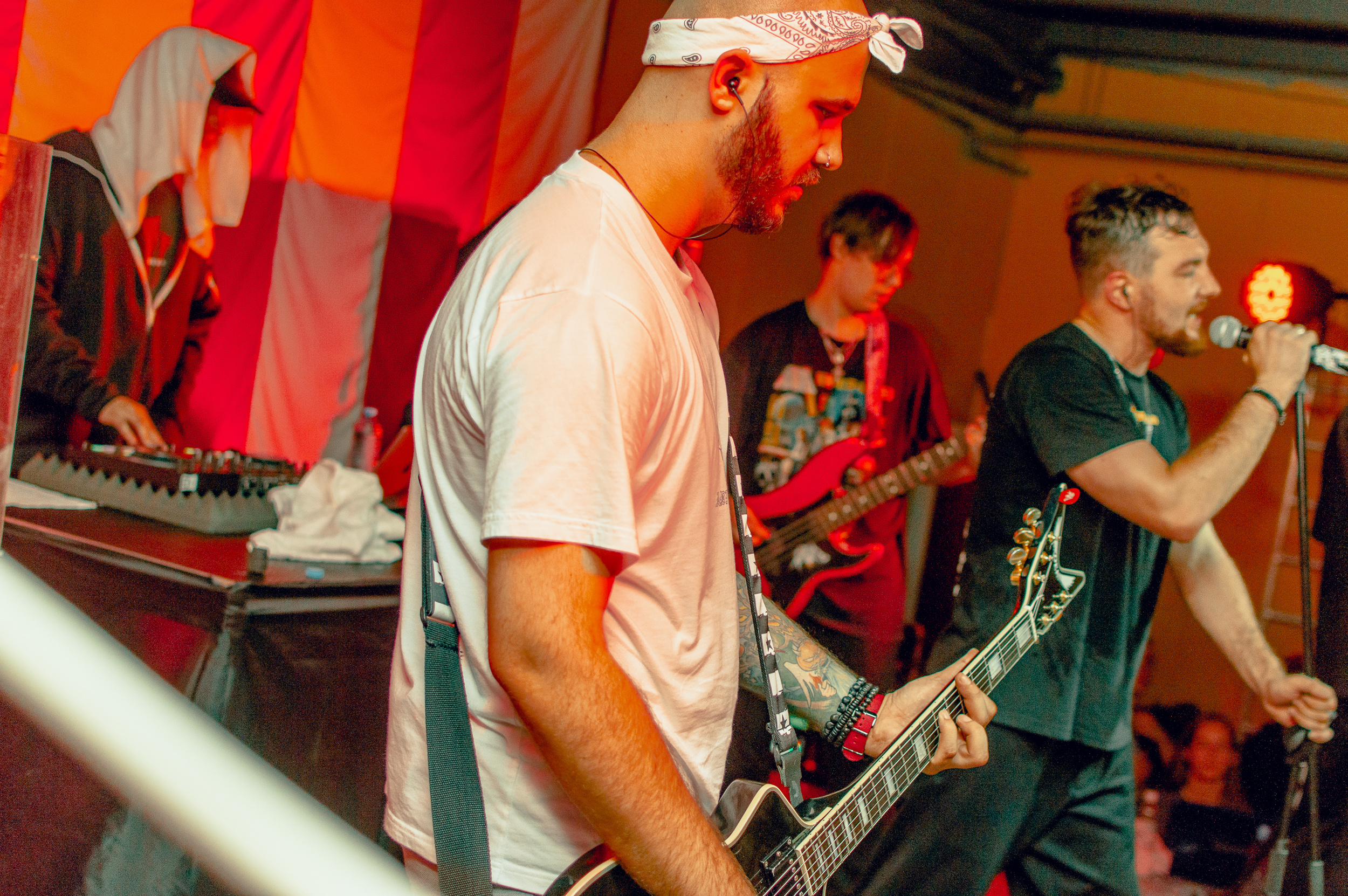 Loqiemean Омск. Фотограф в Омске Иван Глушков