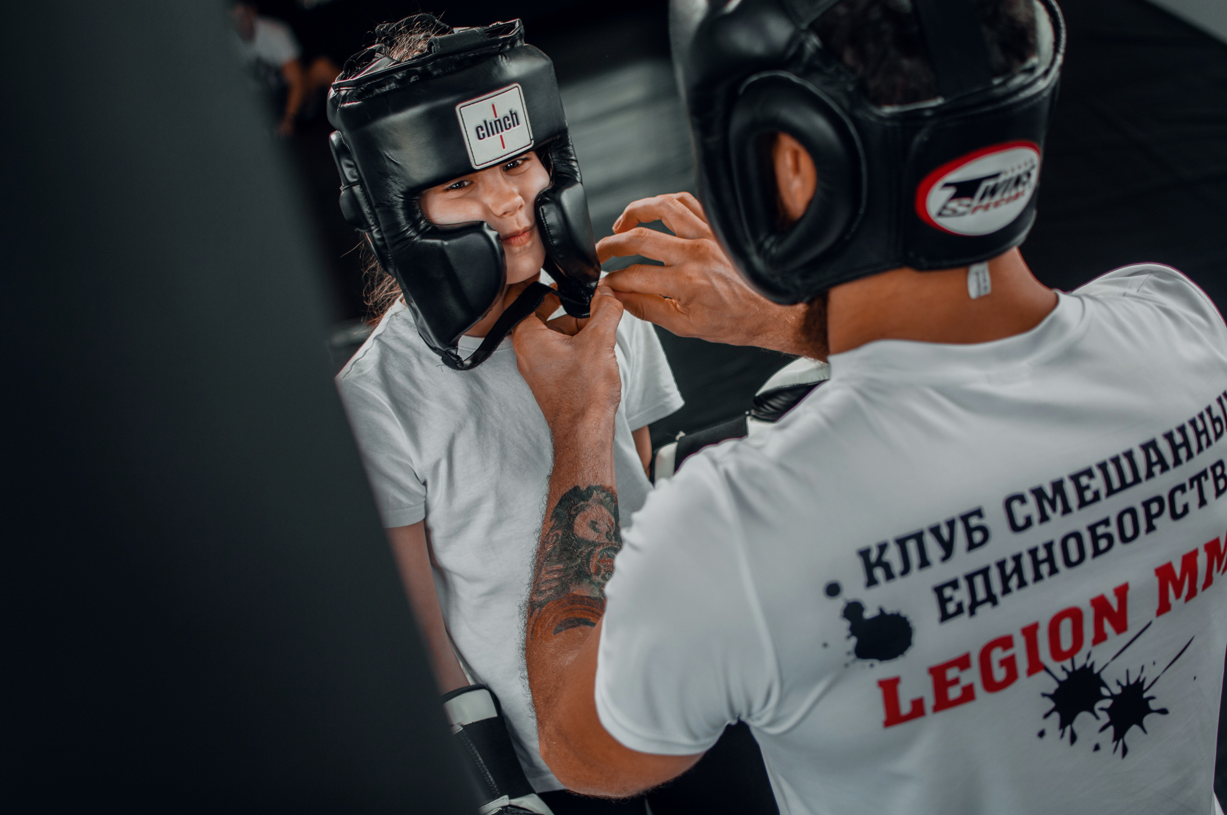 Эльдар с дочкой. Фотограф в Омске Иван Глушков