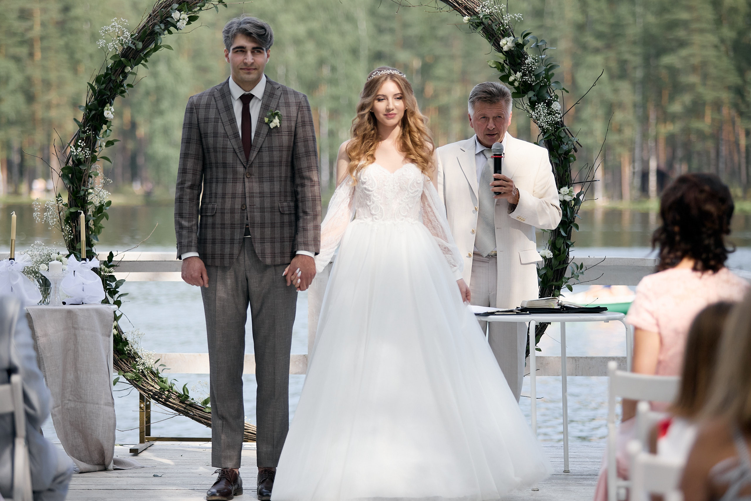 Выездная регистрация на Коркинских Озерах. Фотограф Валерий Сабрам