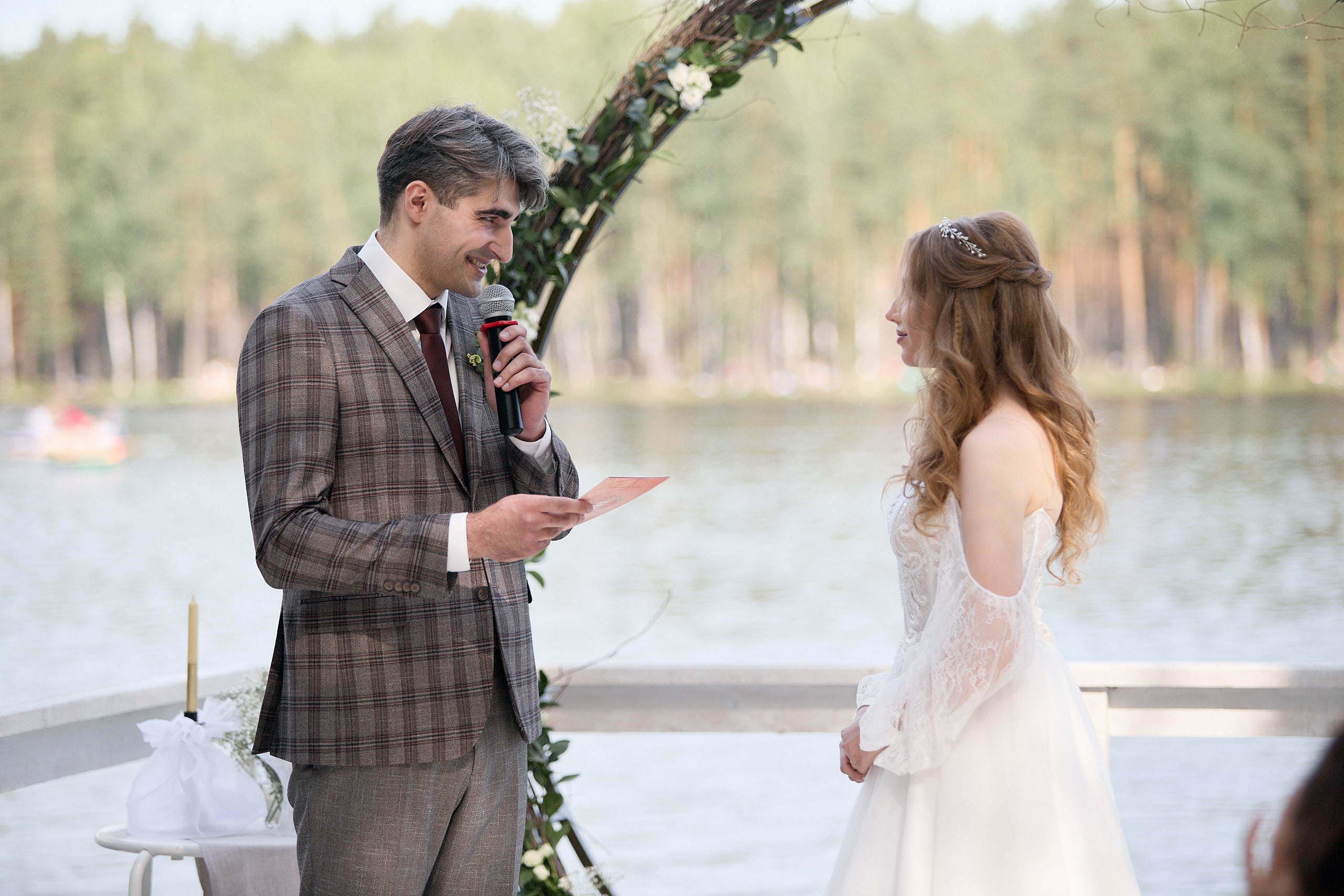 Выездная регистрация на Коркинских Озерах. Фотограф Валерий Сабрам