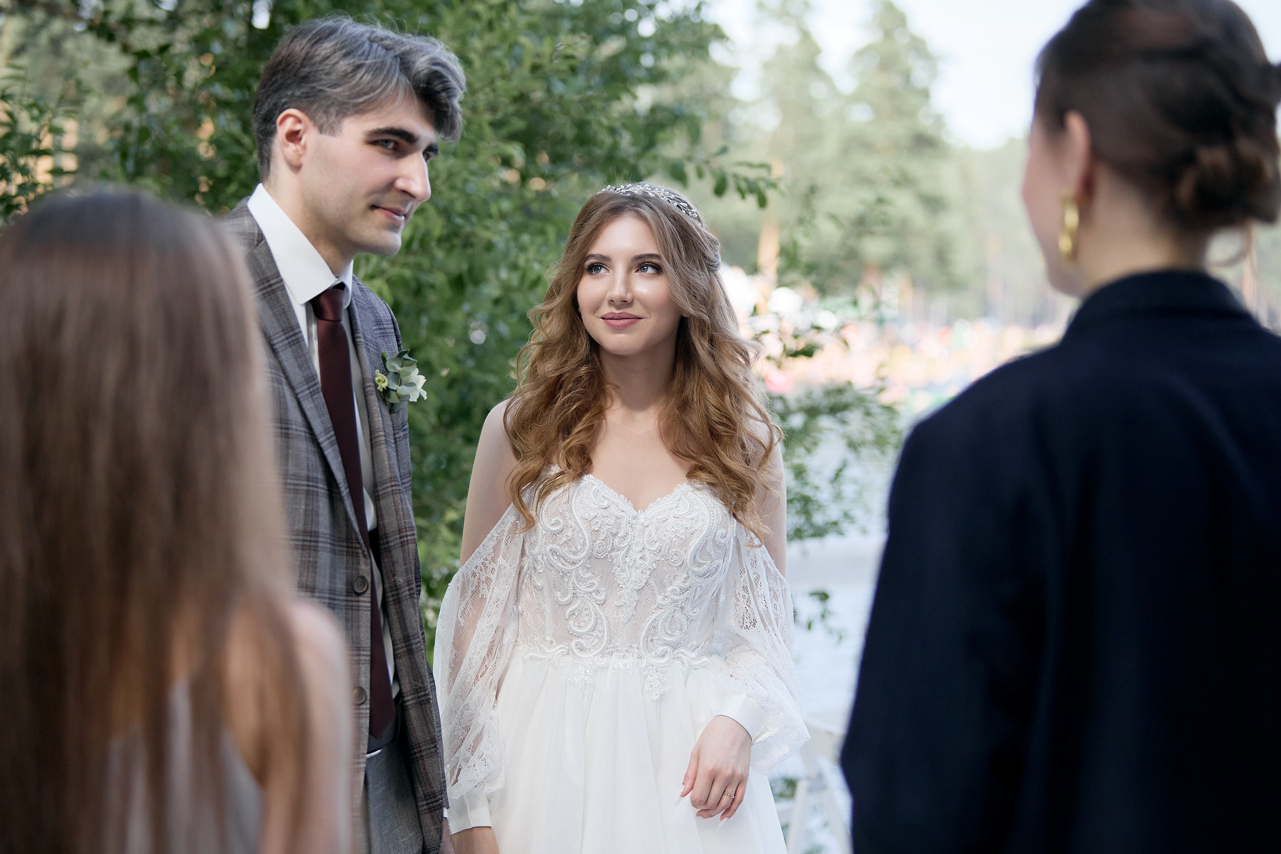 Выездная регистрация на Коркинских Озерах. Фотограф Валерий Сабрам