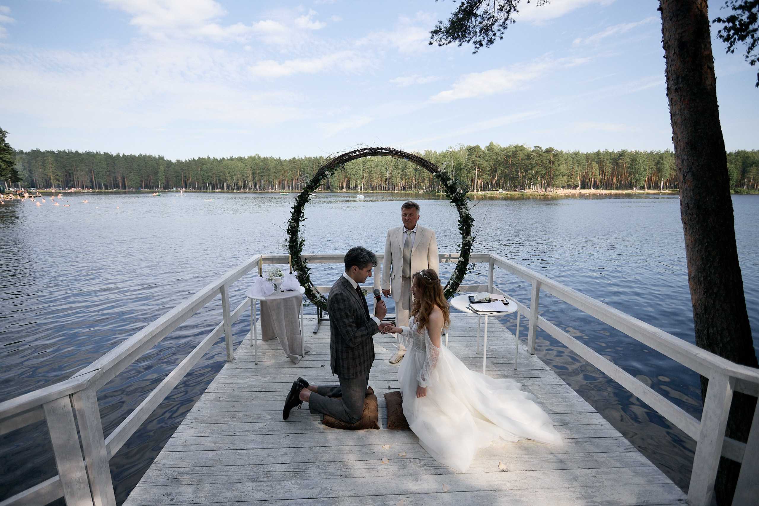 Выездная регистрация на Коркинских Озерах. Фотограф Валерий Сабрам