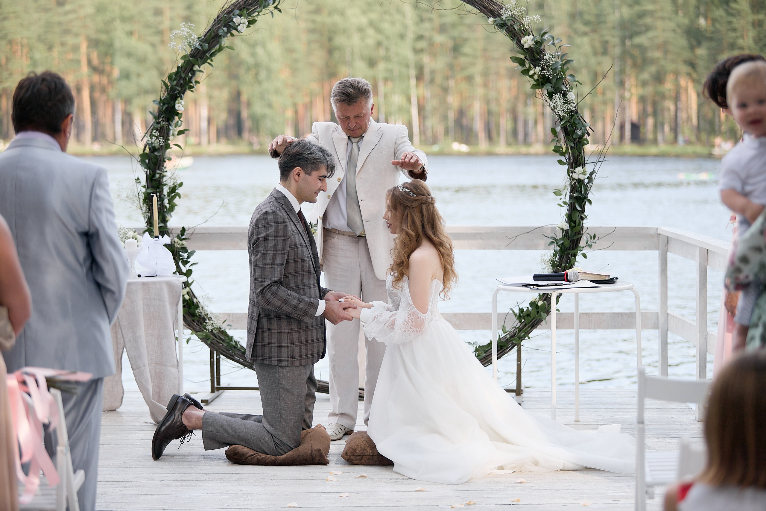 Выездная регистрация на Коркинских Озерах. Фотограф Валерий Сабрам