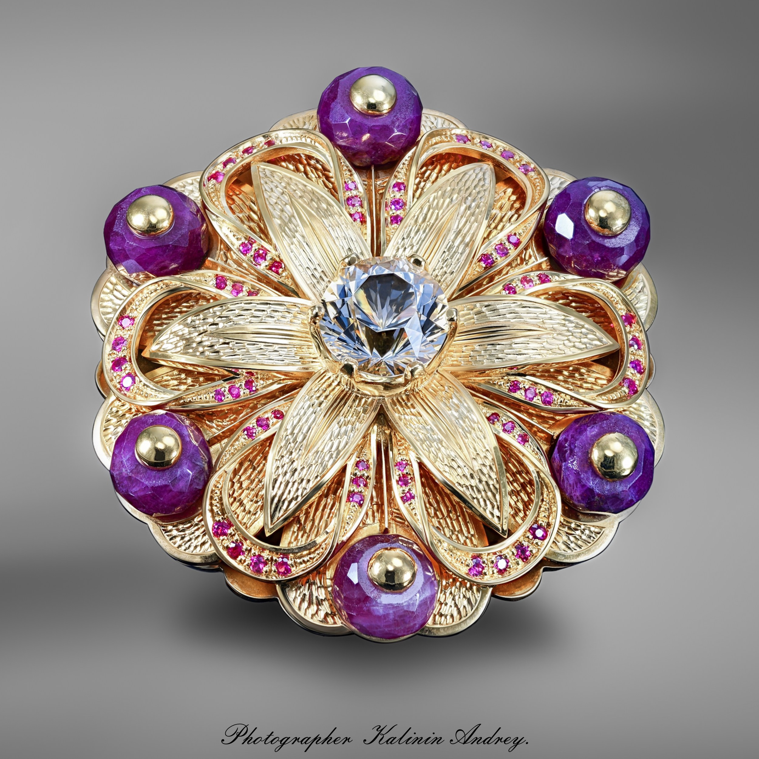 Рекламная эксклюзивная предметная фотосъёмка ювелирных изделий в Москве  тел +7 966-003-13-07. Высококачественная профессиональная рекламная фотосъёмка ювелирных украшений, драгоценных камней в Москве. Обучение, консультация