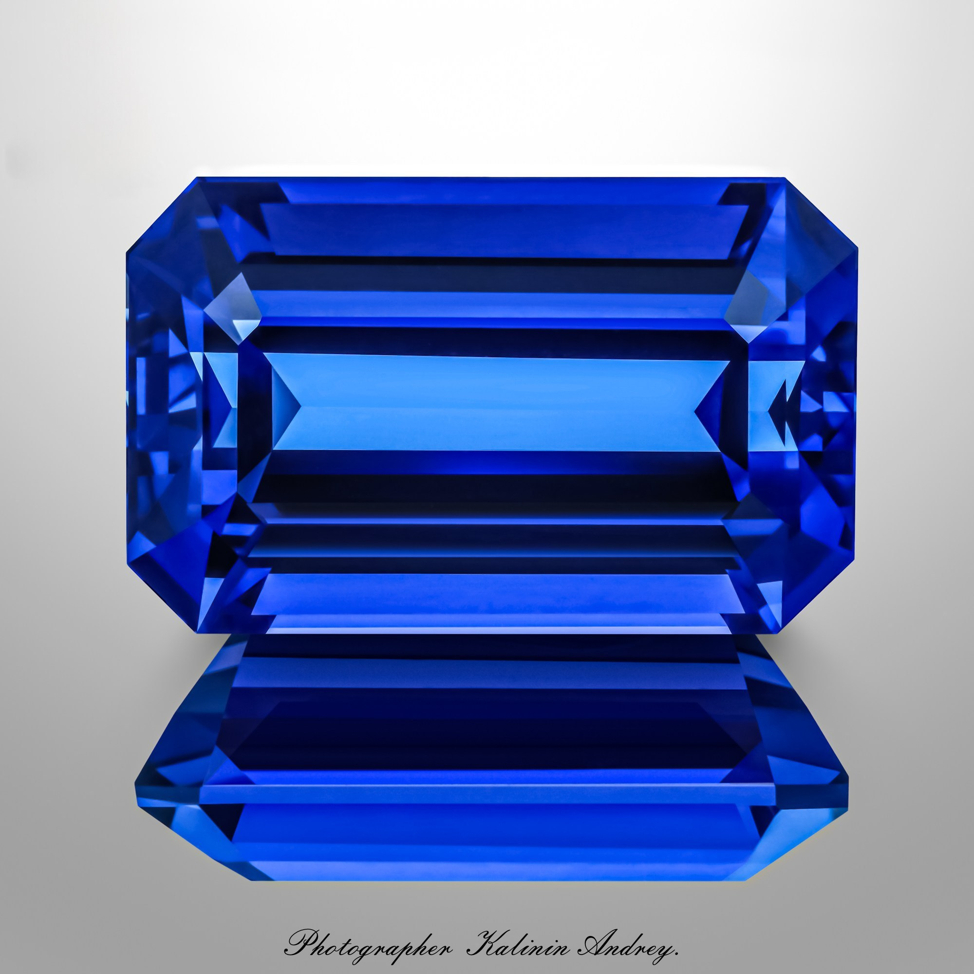 Фотографии в большом разрешении драгоценных камней на продажу купить тел +79 660 031 307. Высококачественная профессиональная рекламная фотосъёмка ювелирных украшений, драгоценных камней в Москве. Обучение, консультация