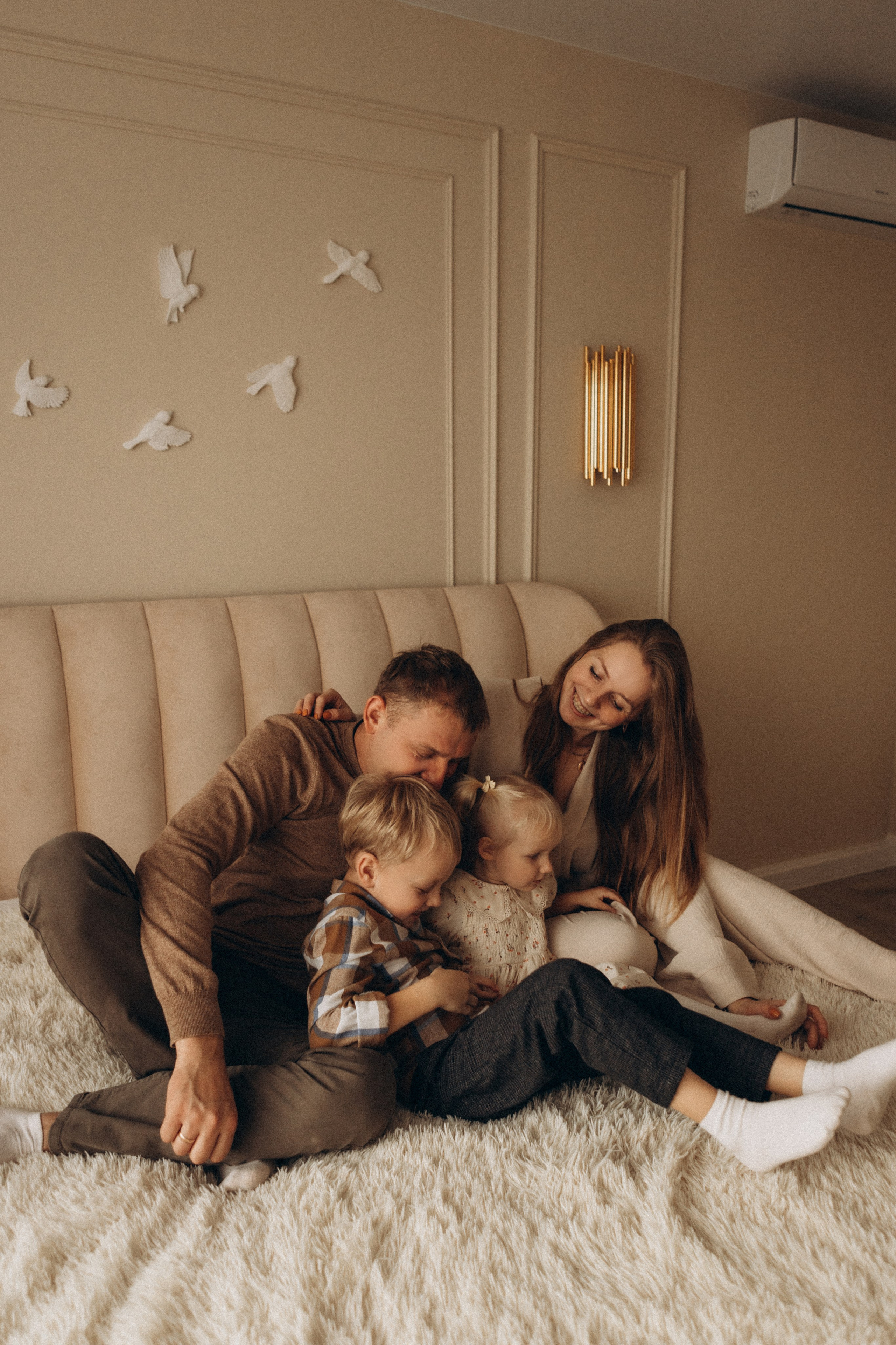 Таня, Вася, Саша и Лена