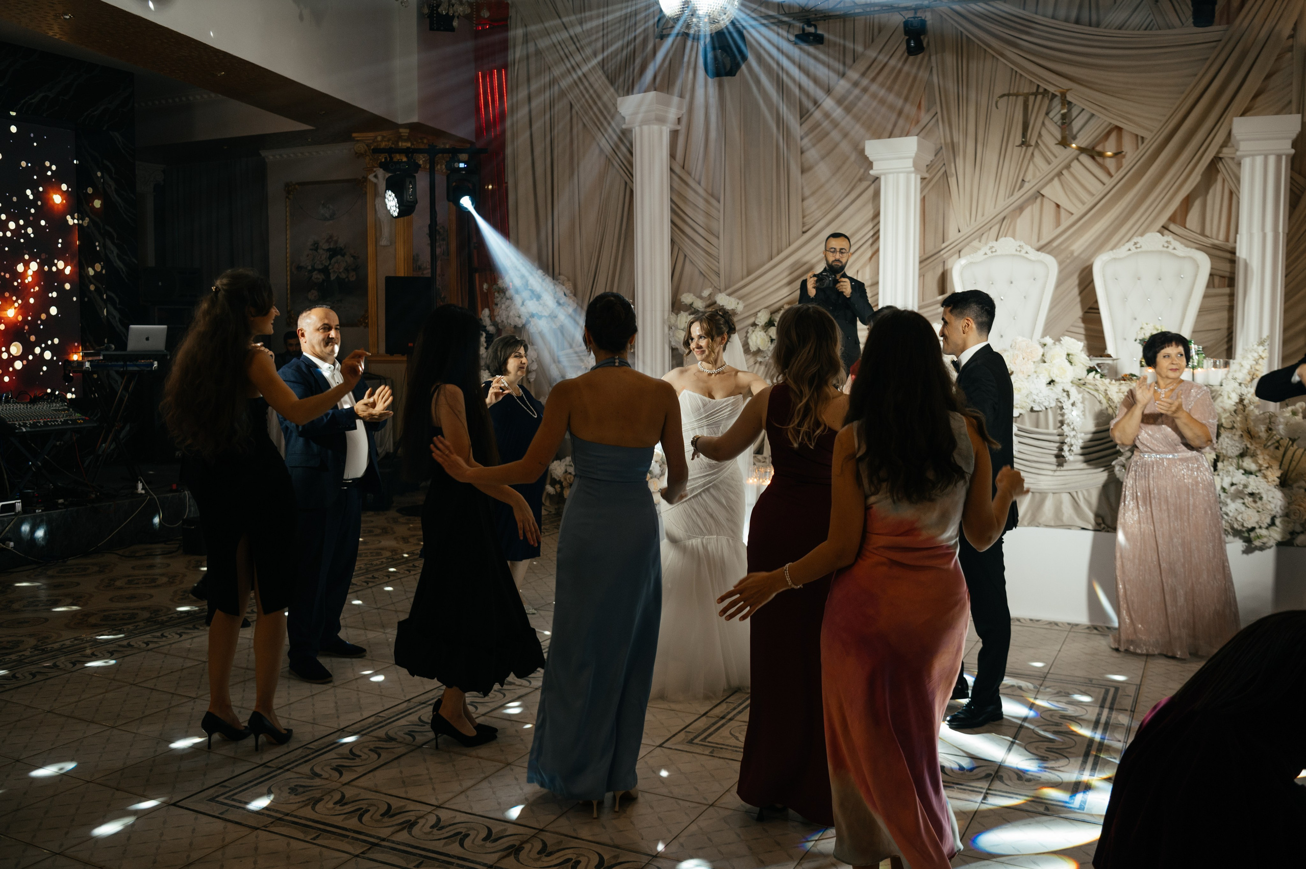 Тогрул и Людмила. Свадебный и студийный фотограф Ирина Котикова