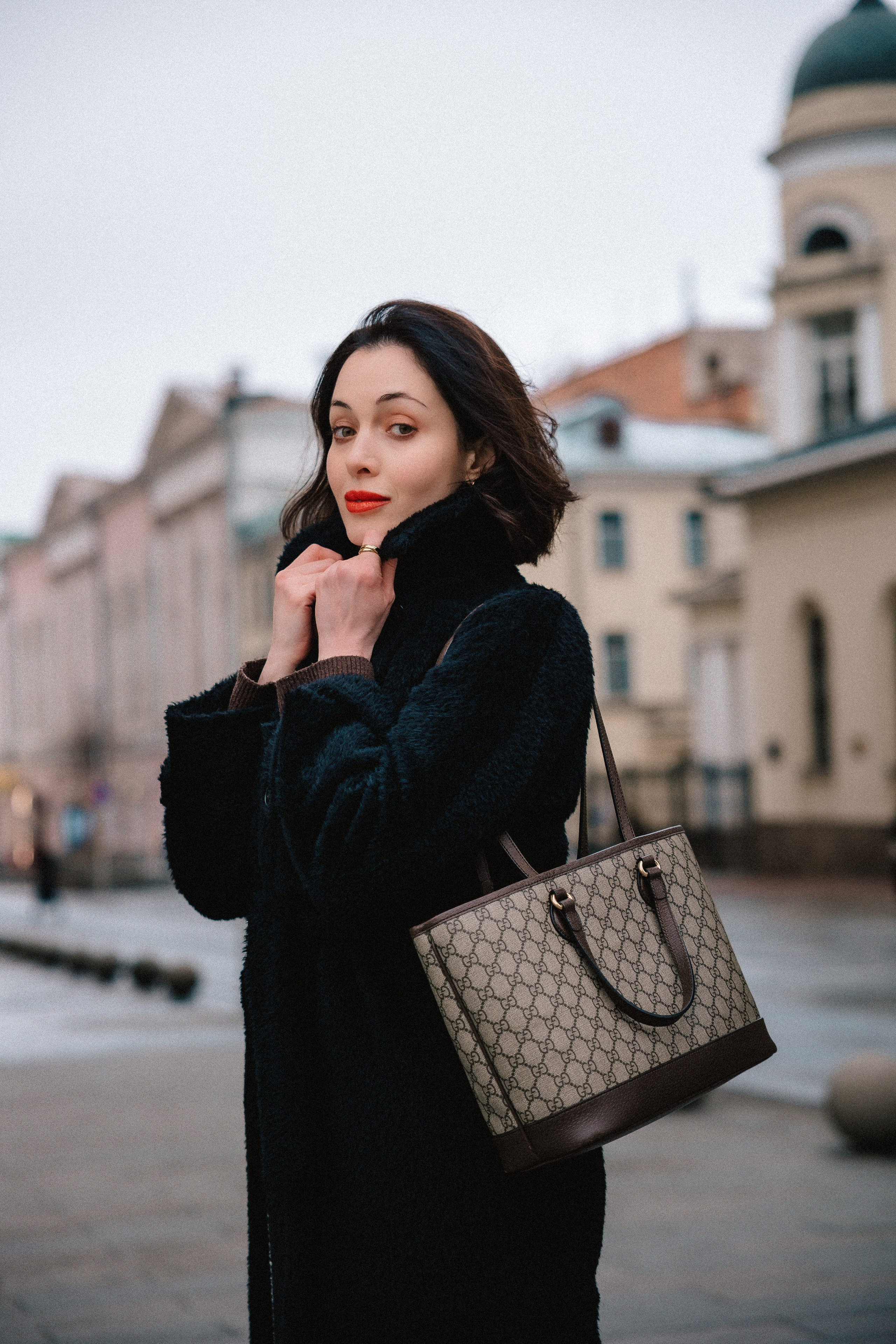 ОЛЯ. Я фотограф из Москвы к Вашим услугам